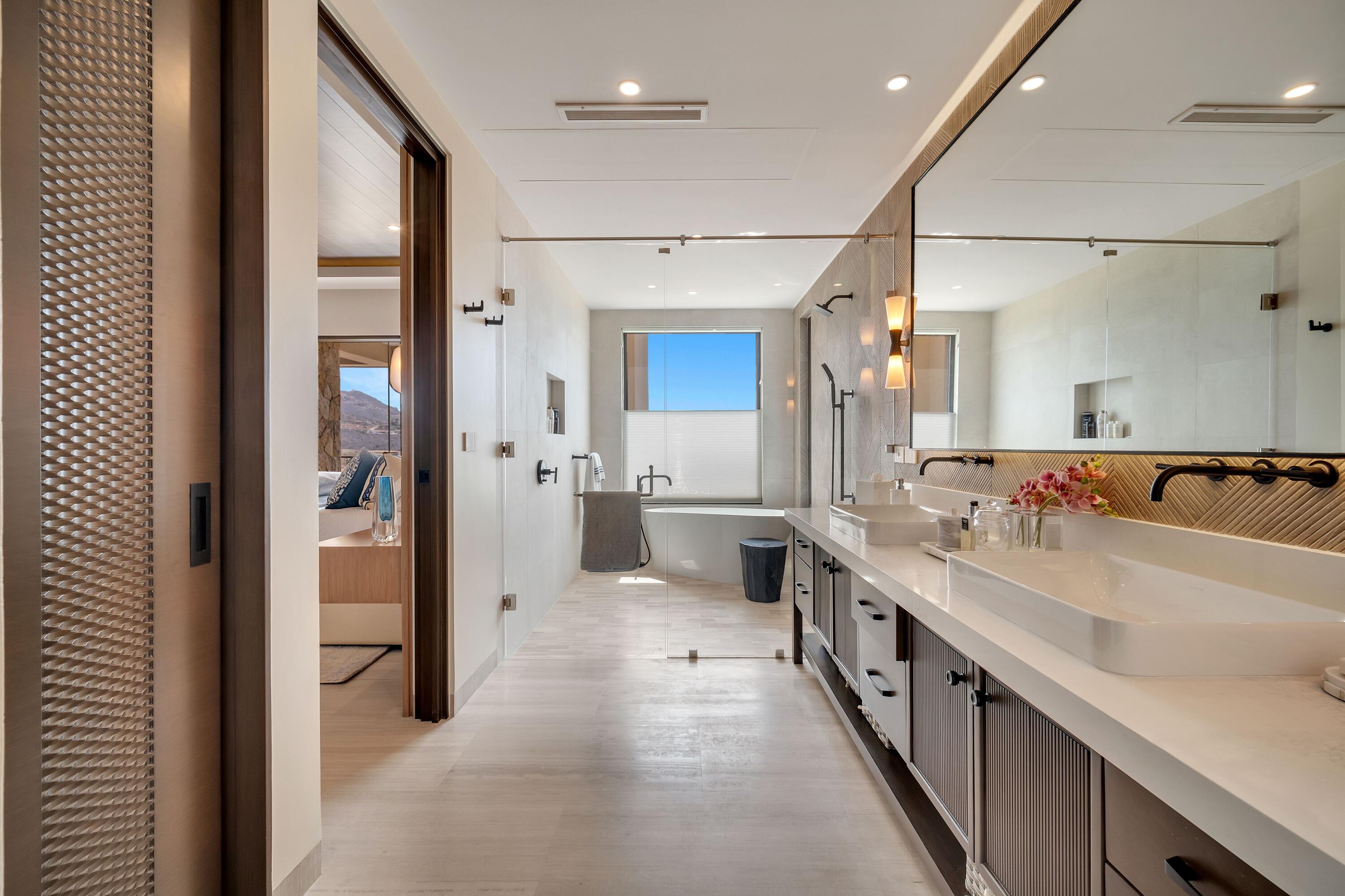 MLS #25-2333 image #26