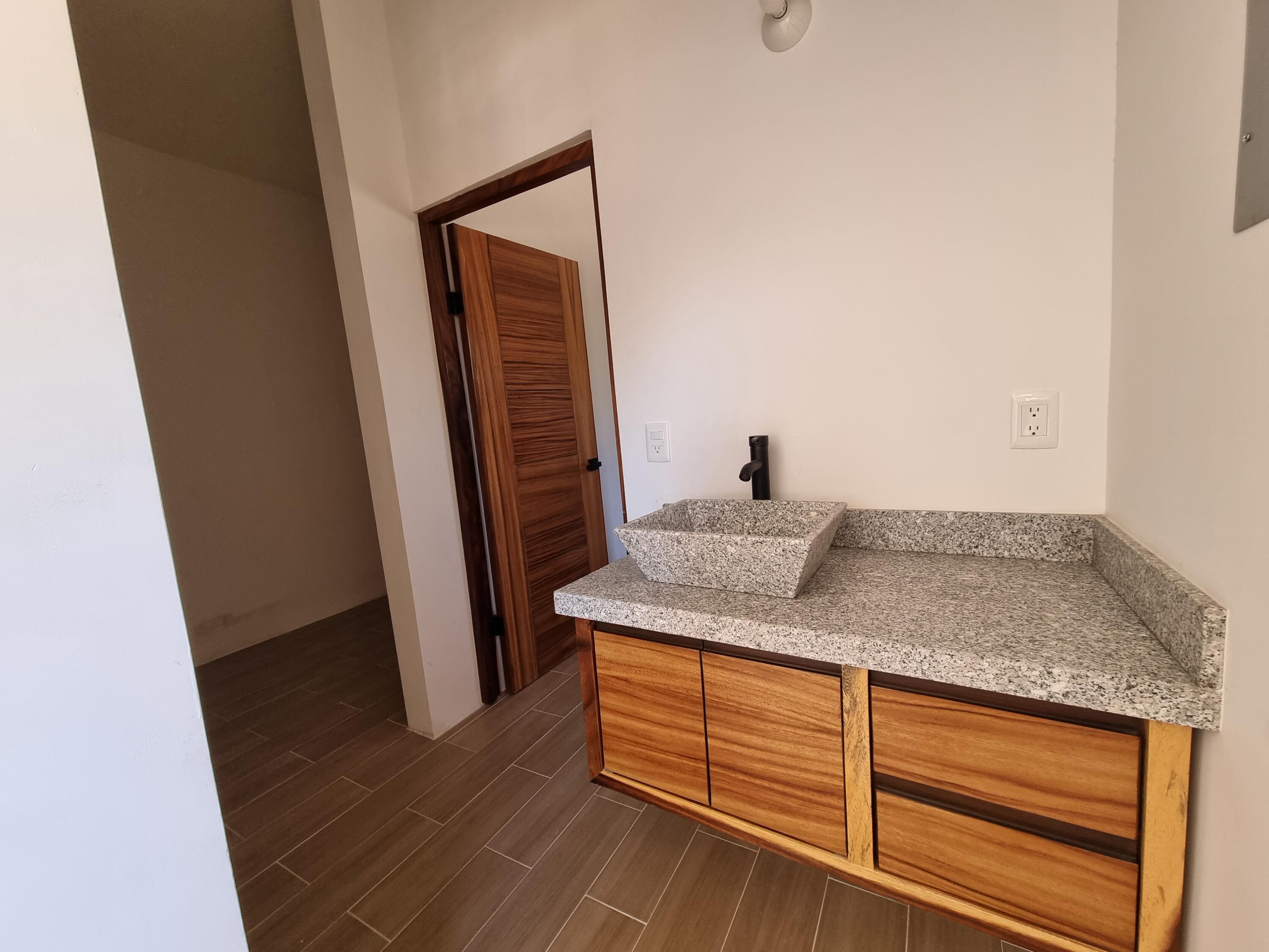 MLS #25-2356 image #16