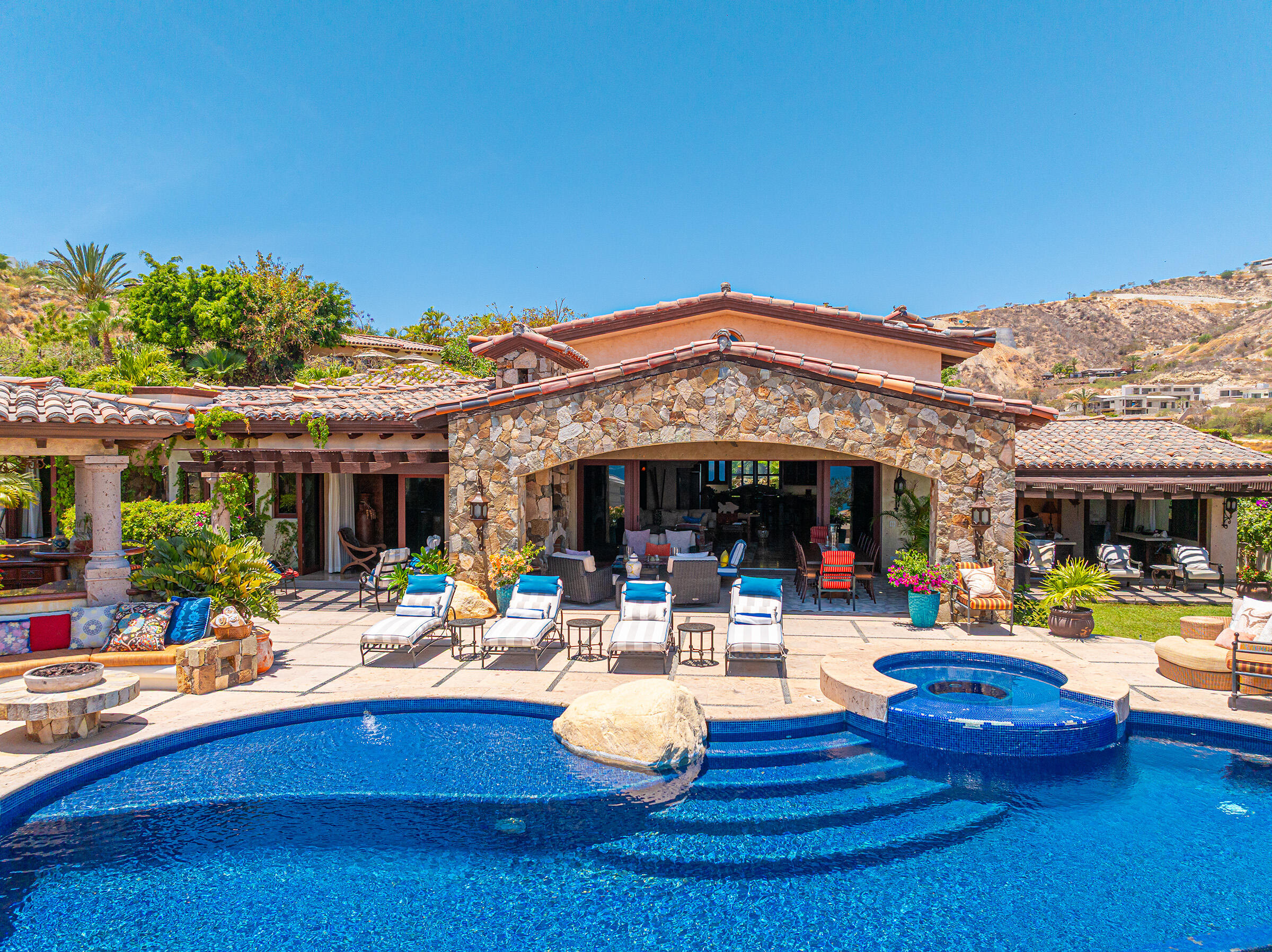 MLS #25-2388 image #20