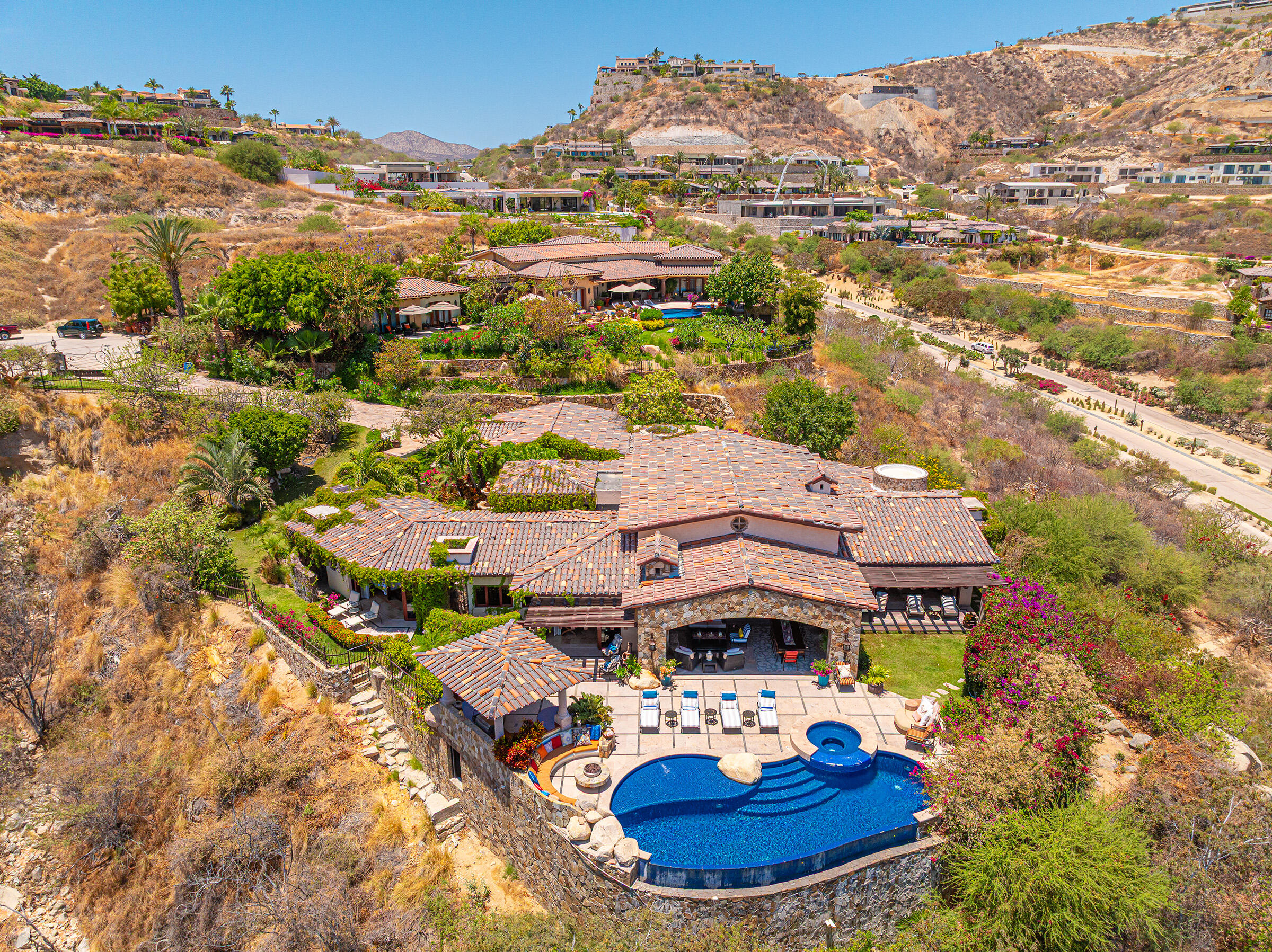 MLS #25-2388 image #22