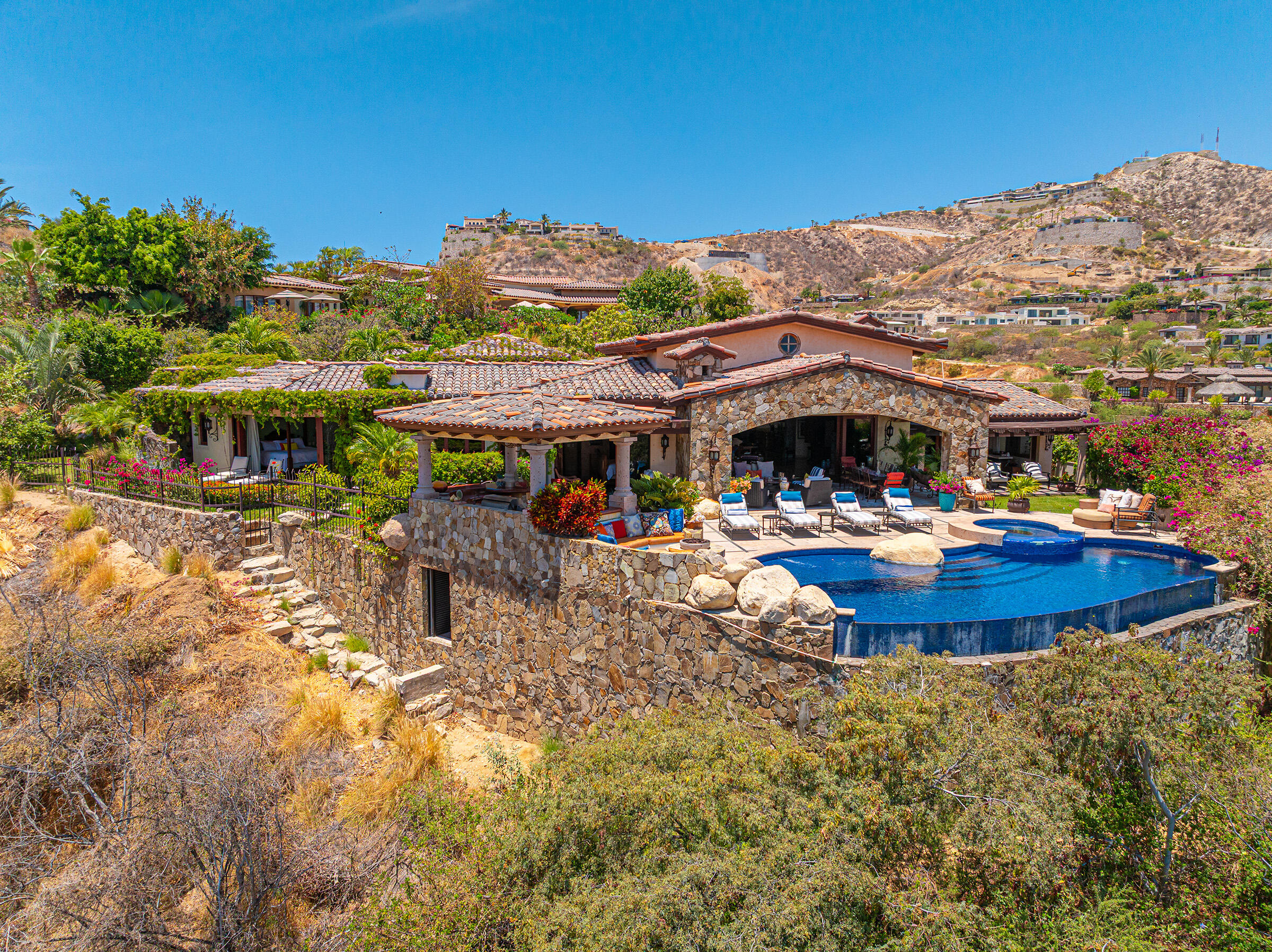 MLS #25-2388 image #31