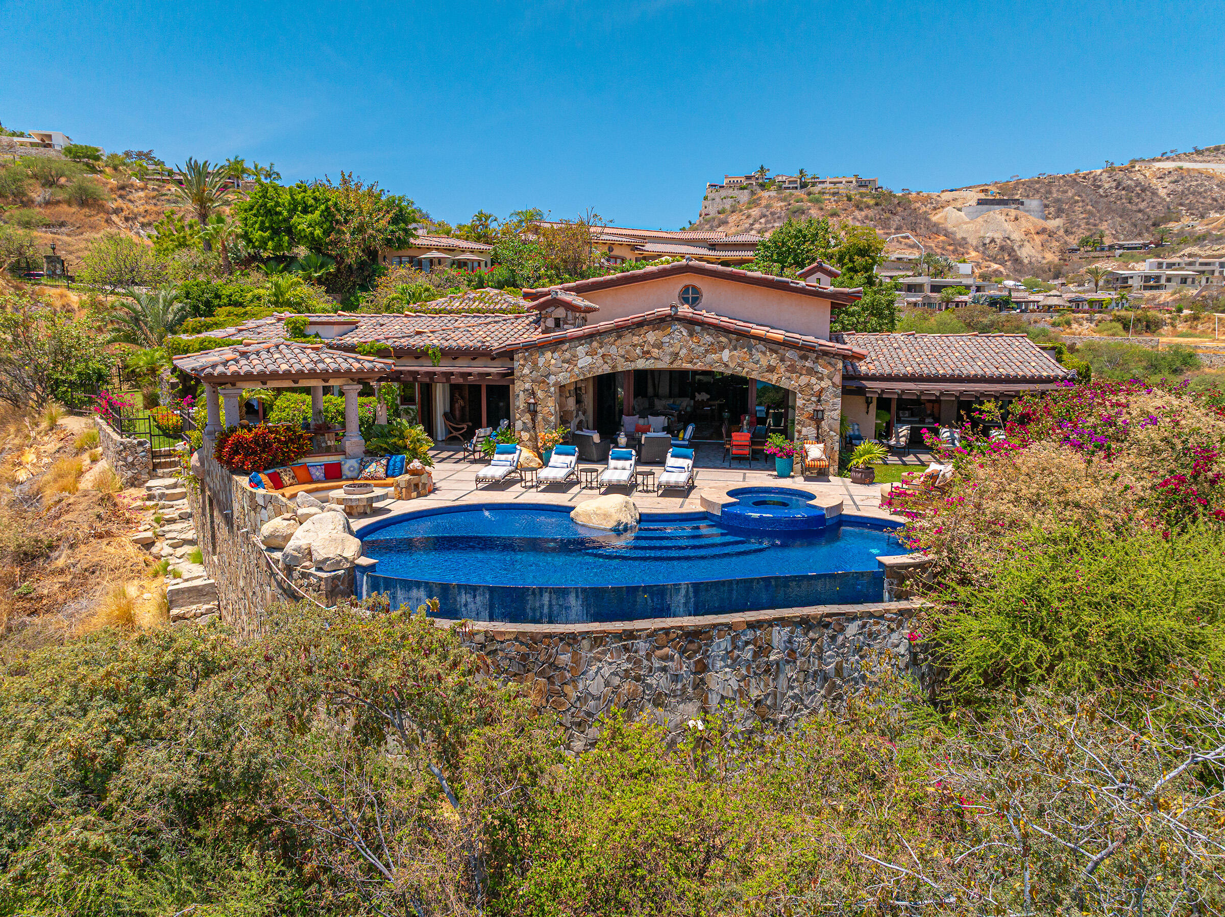 MLS #25-2388 image #32