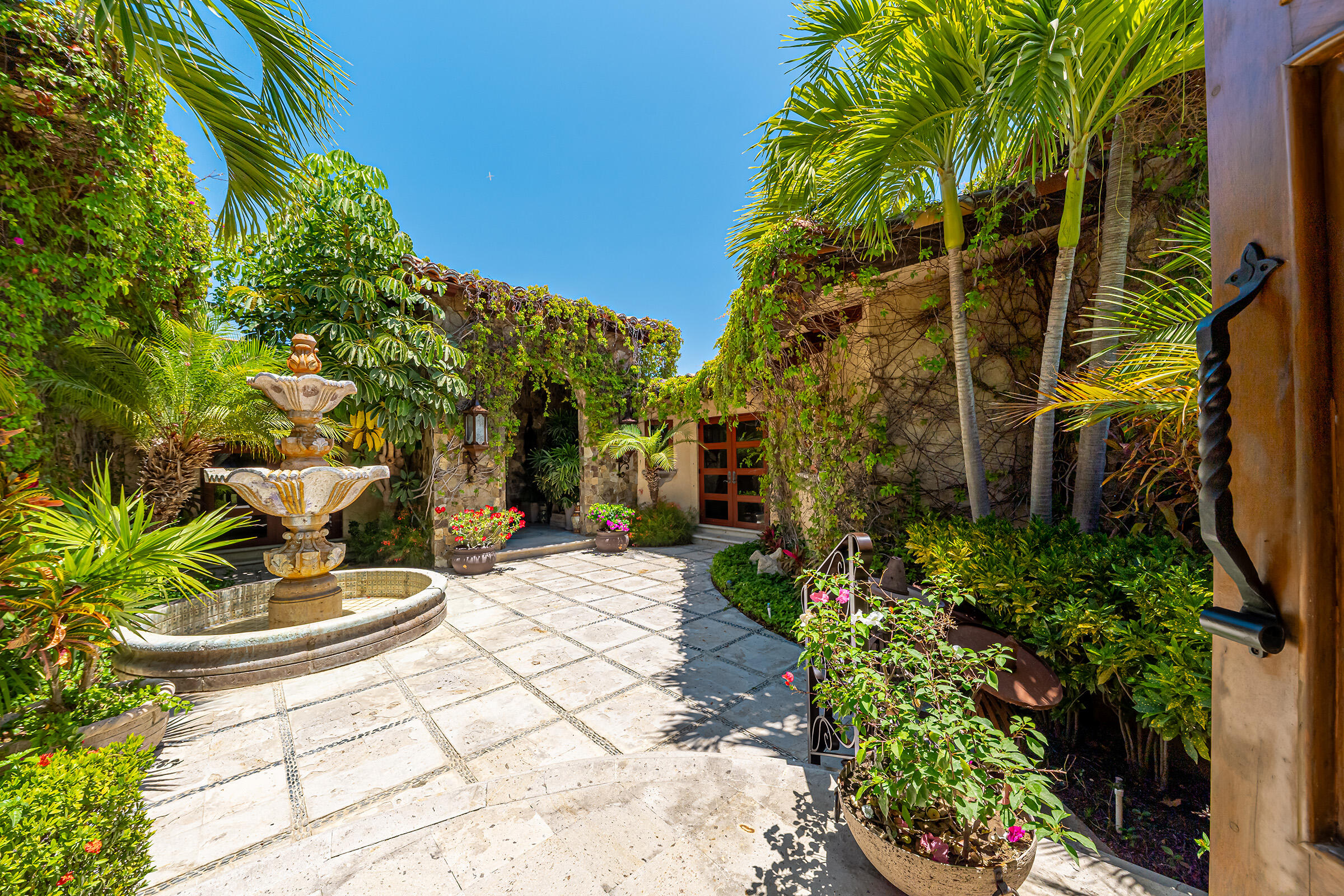 MLS #25-2388 image #34