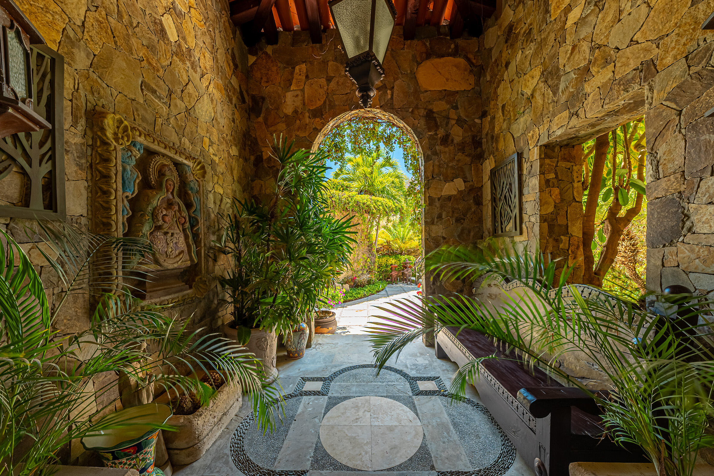 MLS #25-2388 image #36