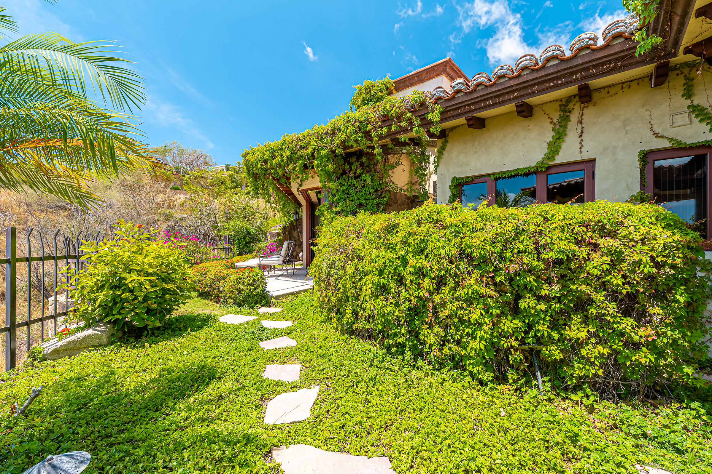 MLS #25-2388 image #53