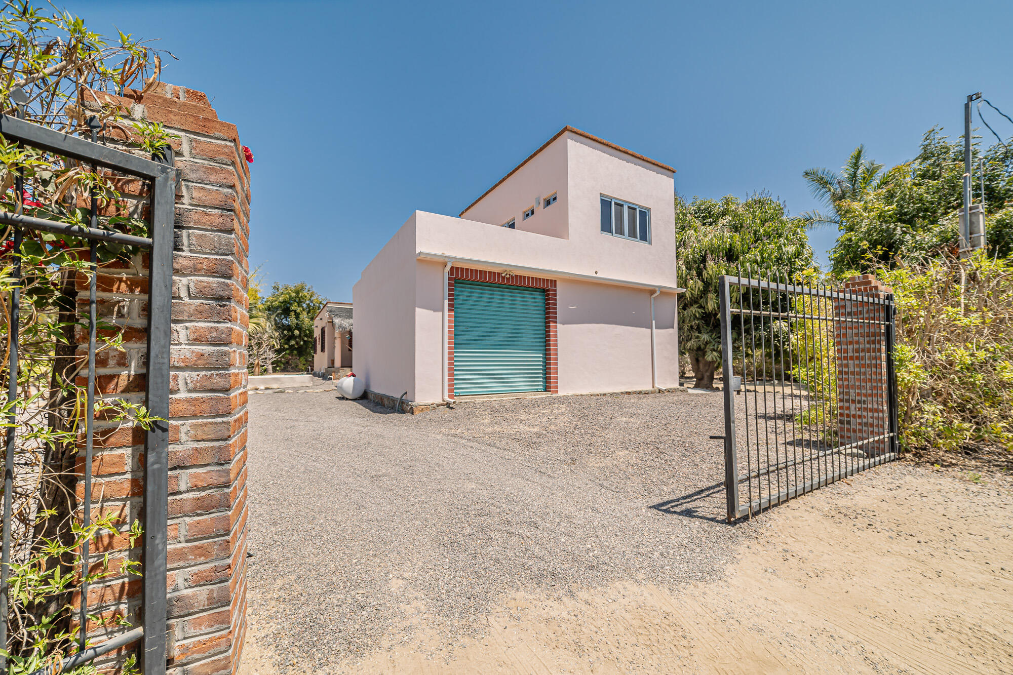 MLS #25-2428 image #8