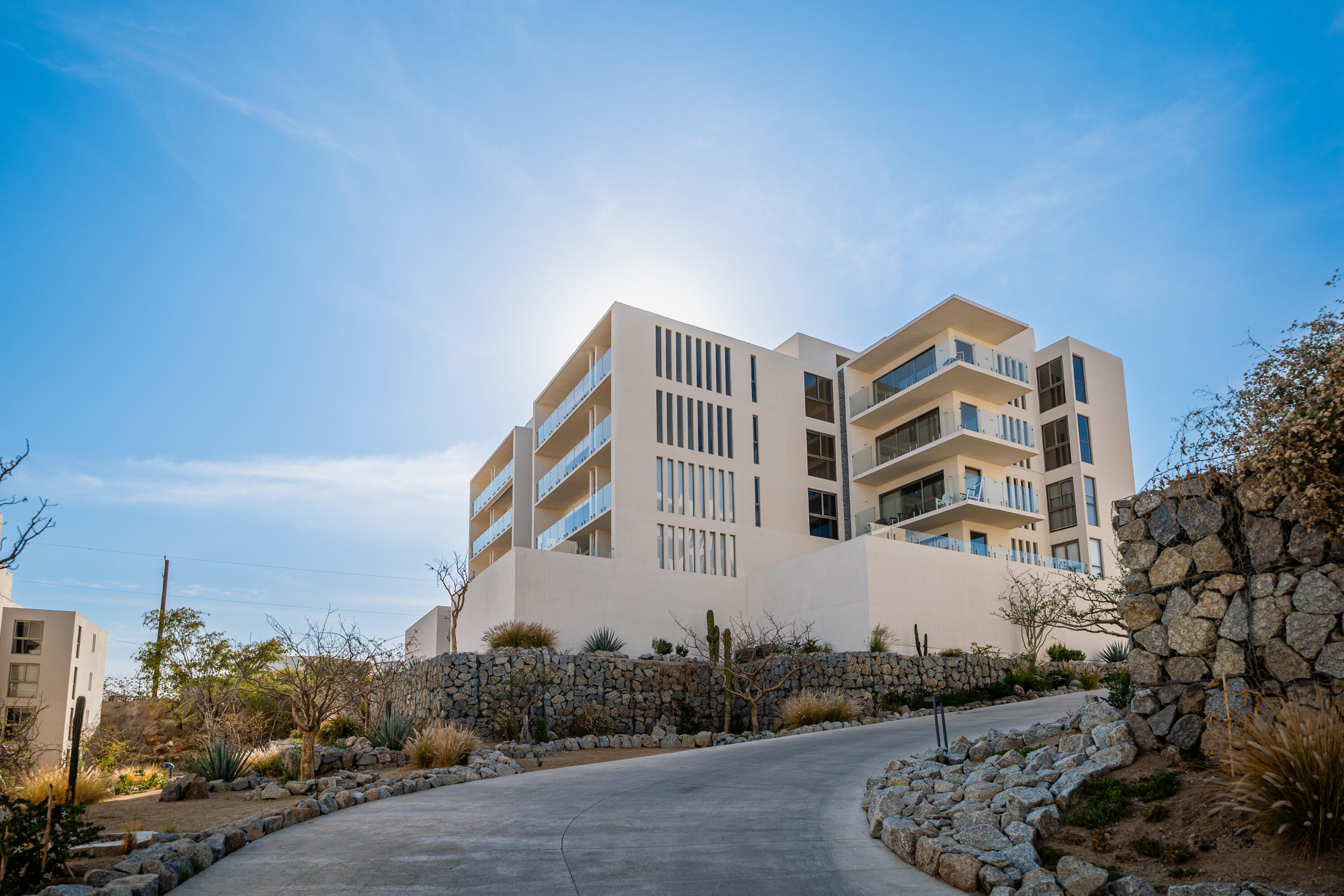 MLS #25-2429 image #1