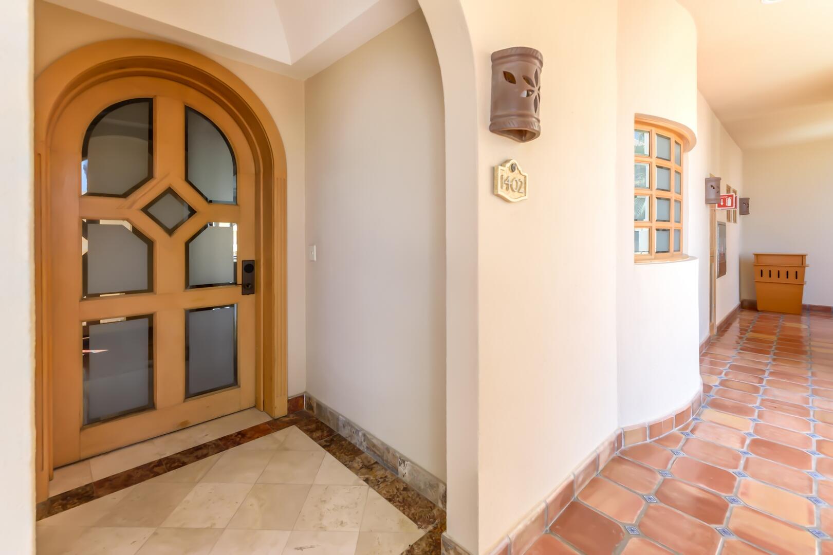 MLS #25-2440 image #1