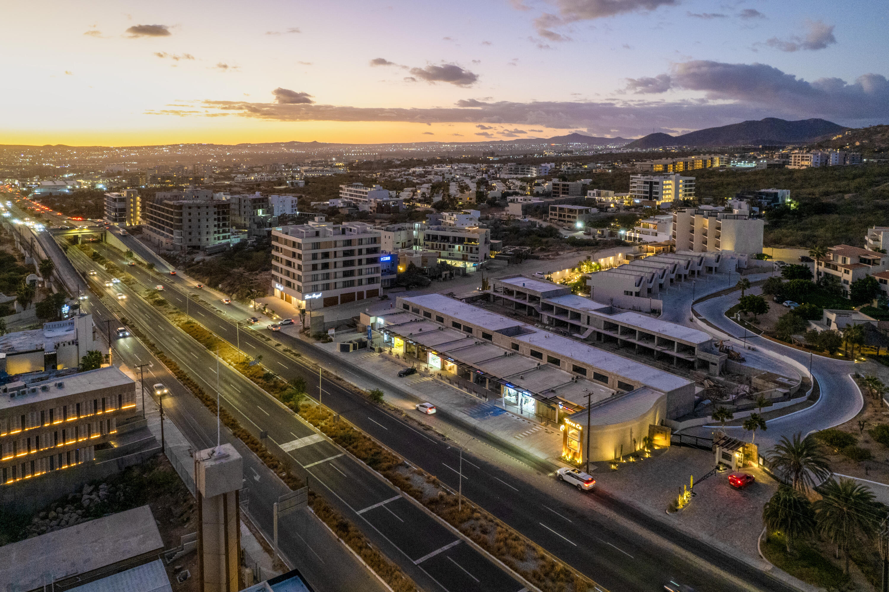 MLS #25-2493 image #2