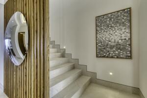 MLS #25-2512 image #2