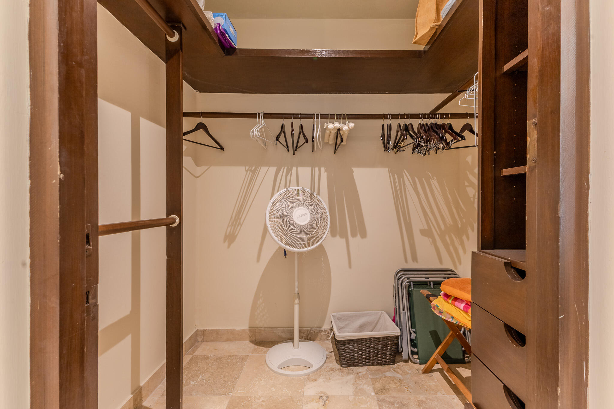 MLS #25-2584 image #34