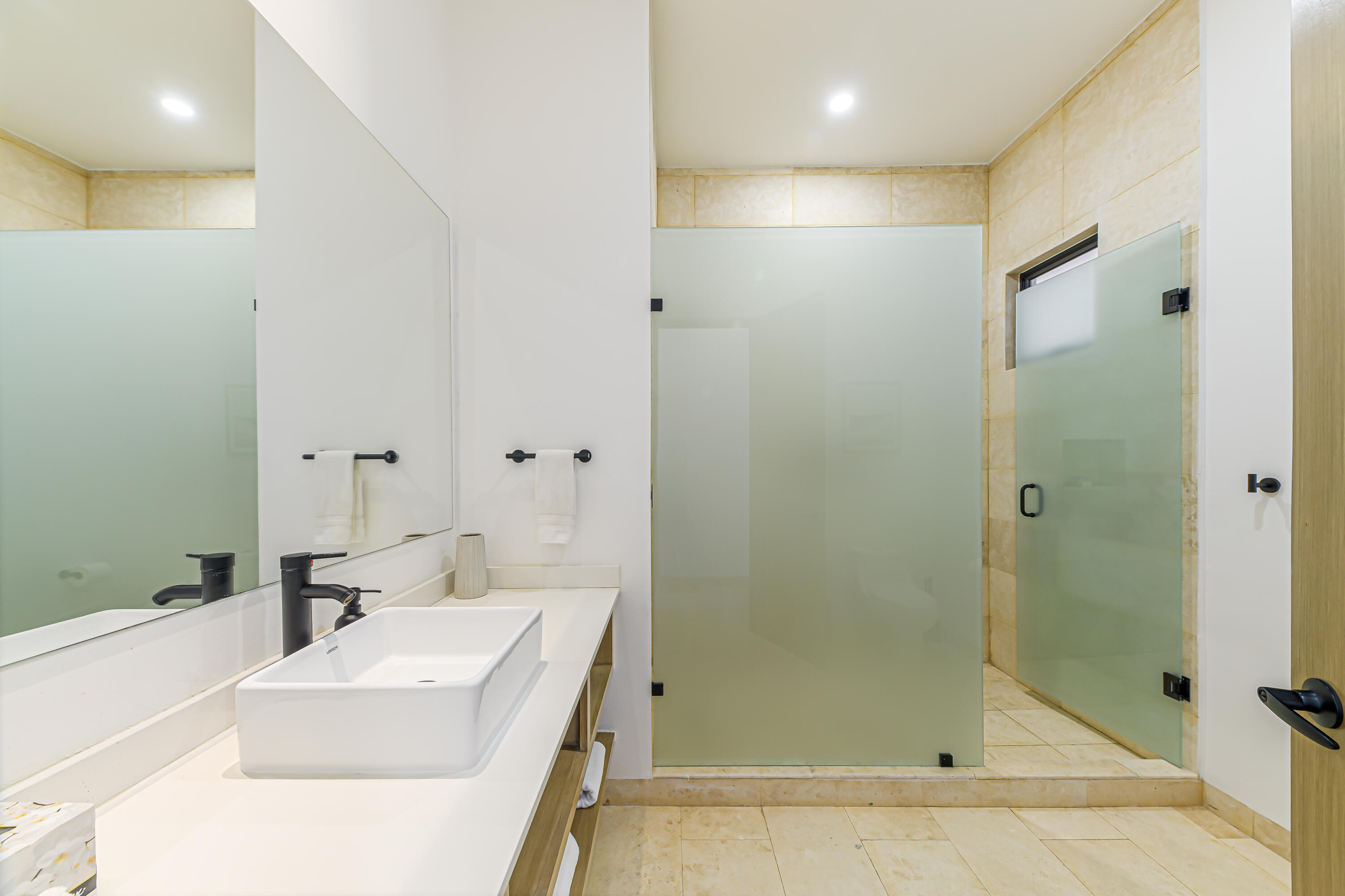 MLS #24-2263 image #17