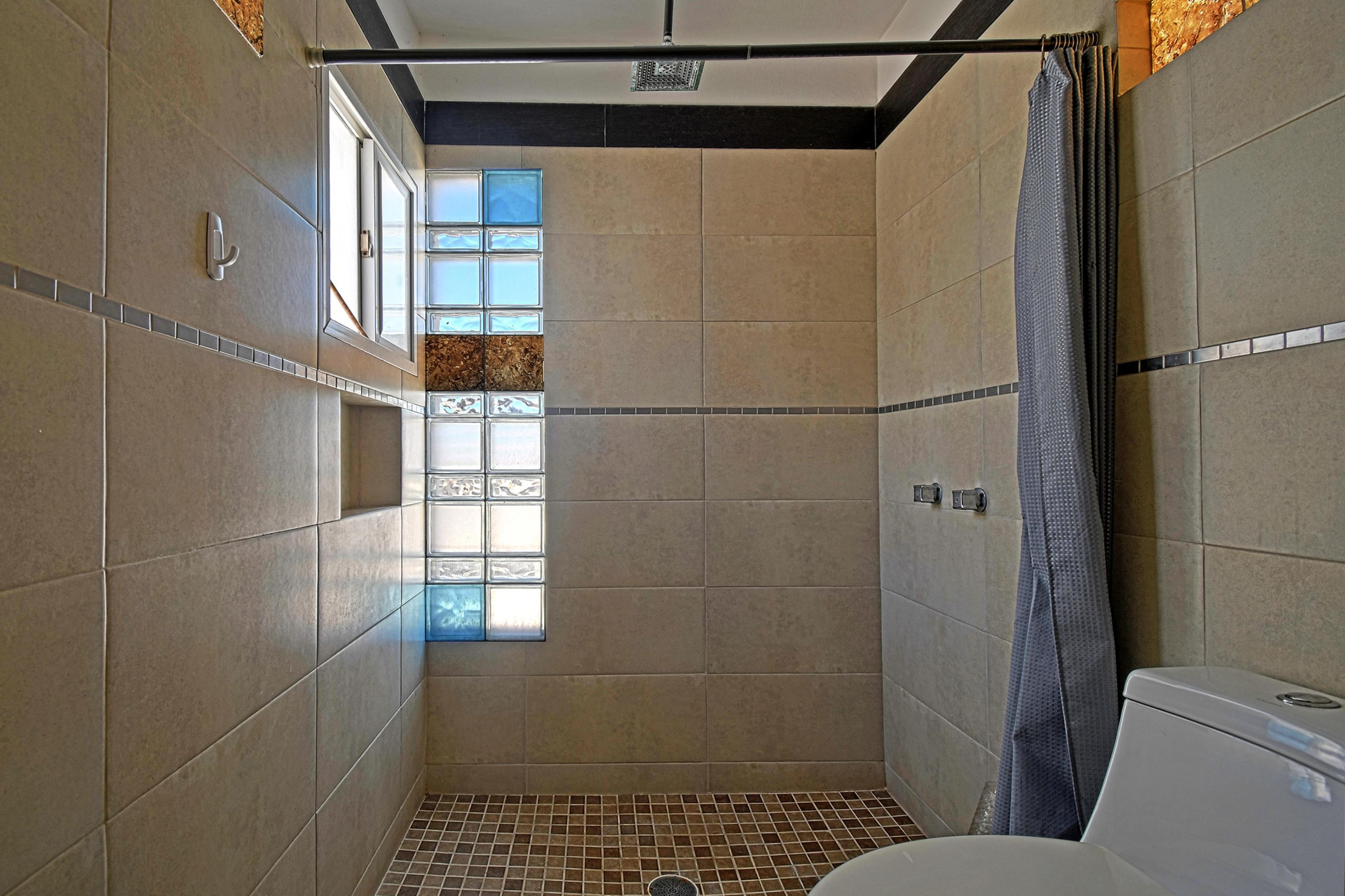 MLS #25-2693 image #40