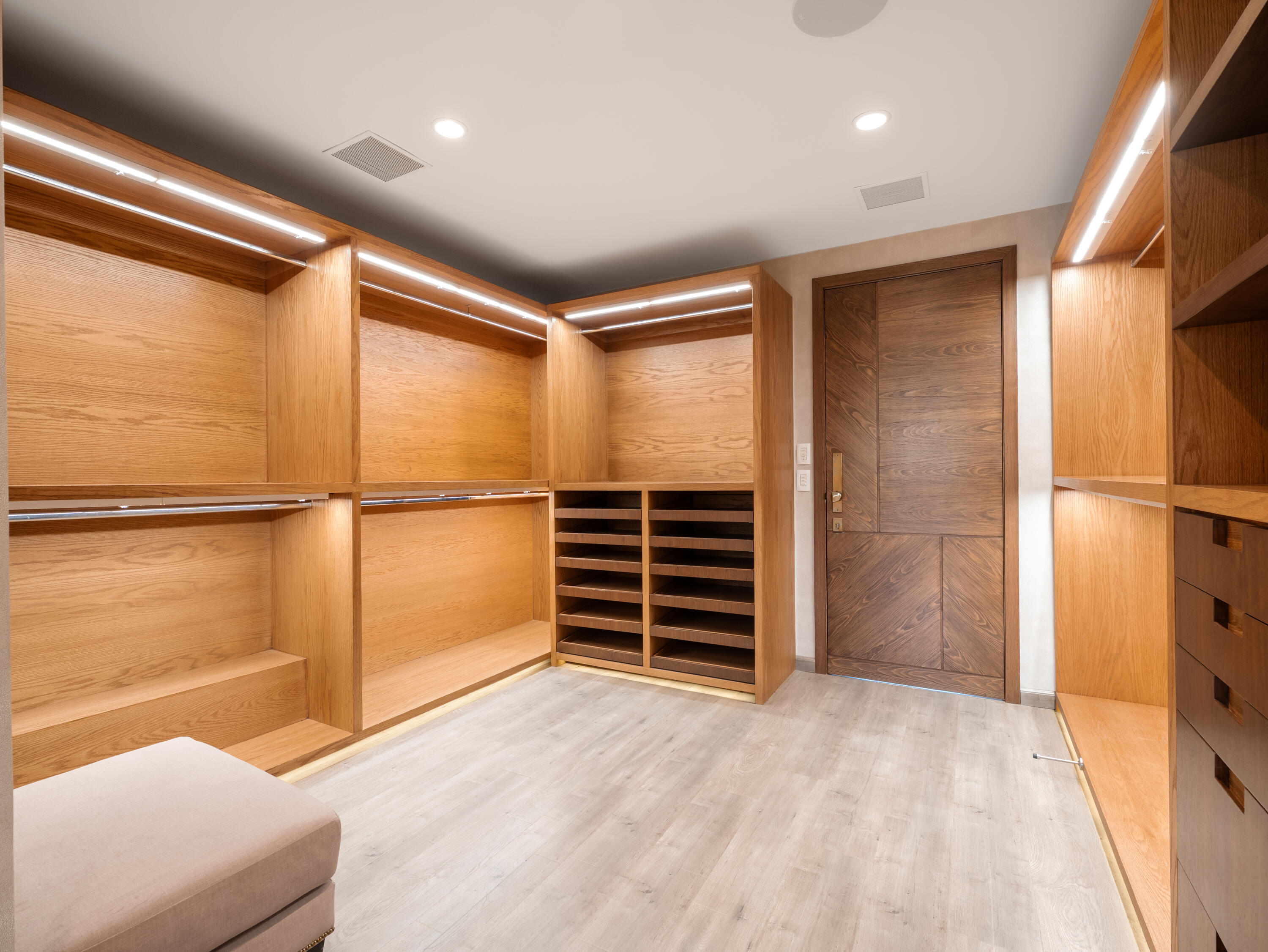 MLS #25-2916 image #8