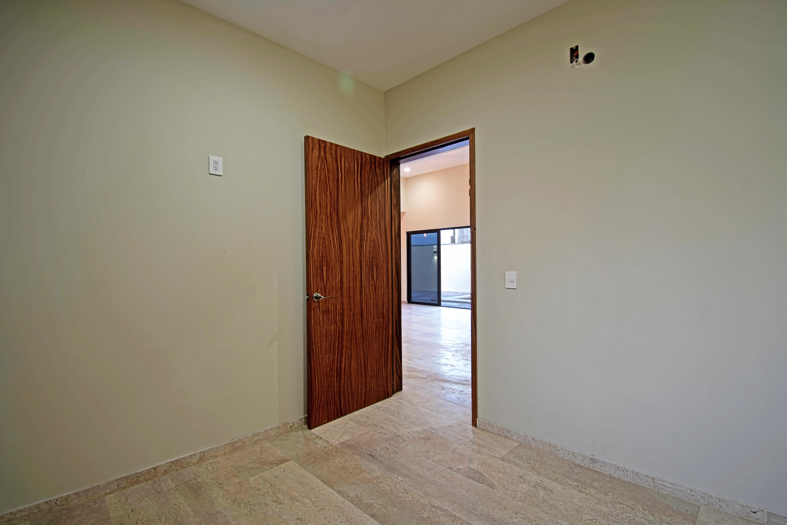 MLS #25-3210 image #20