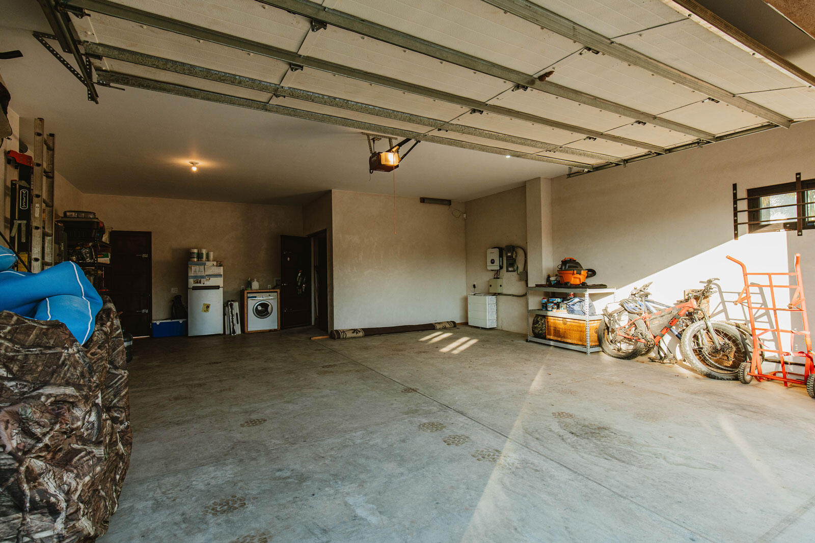 MLS #25-33 image #22