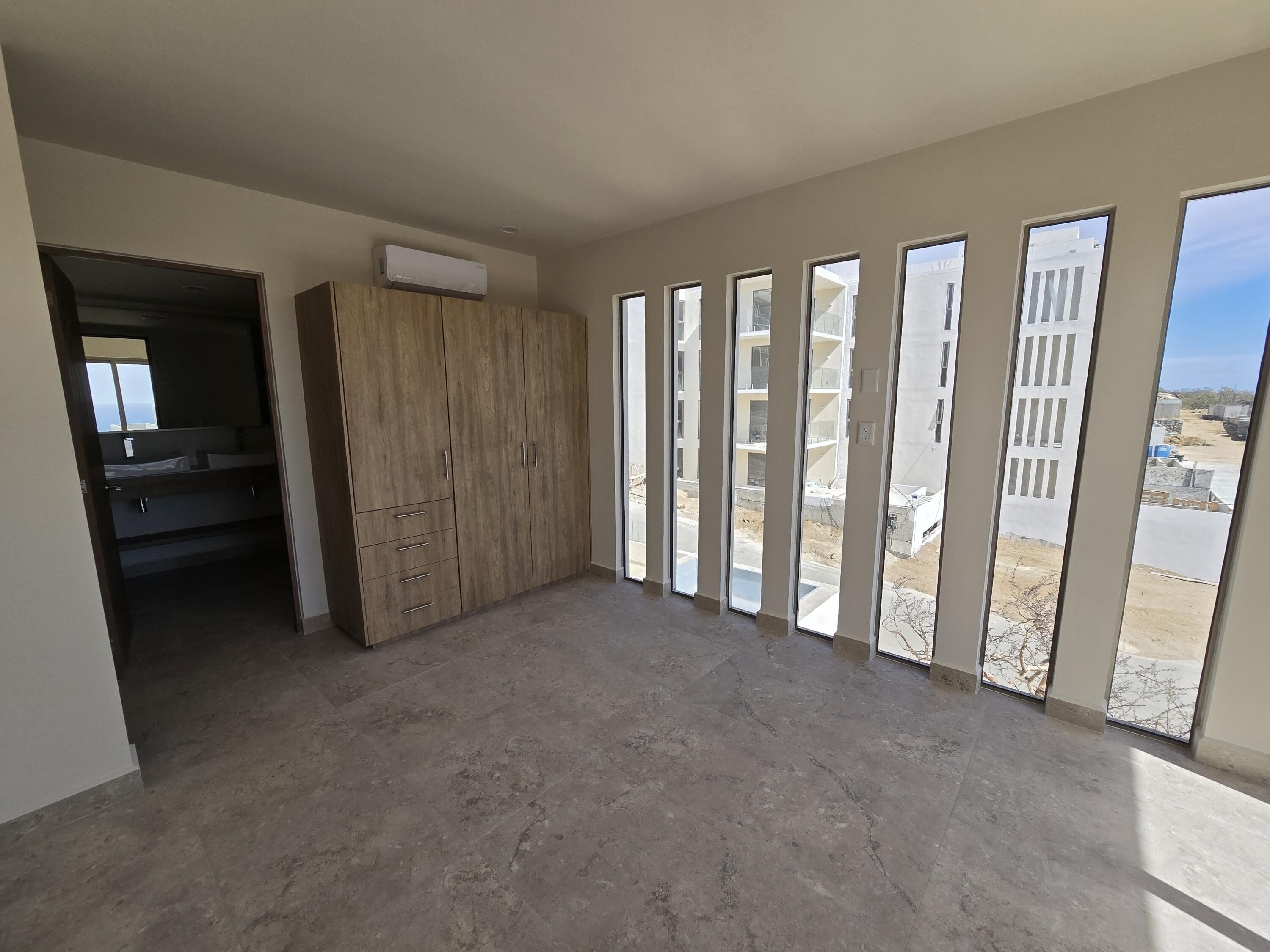 MLS #25-387 image #25