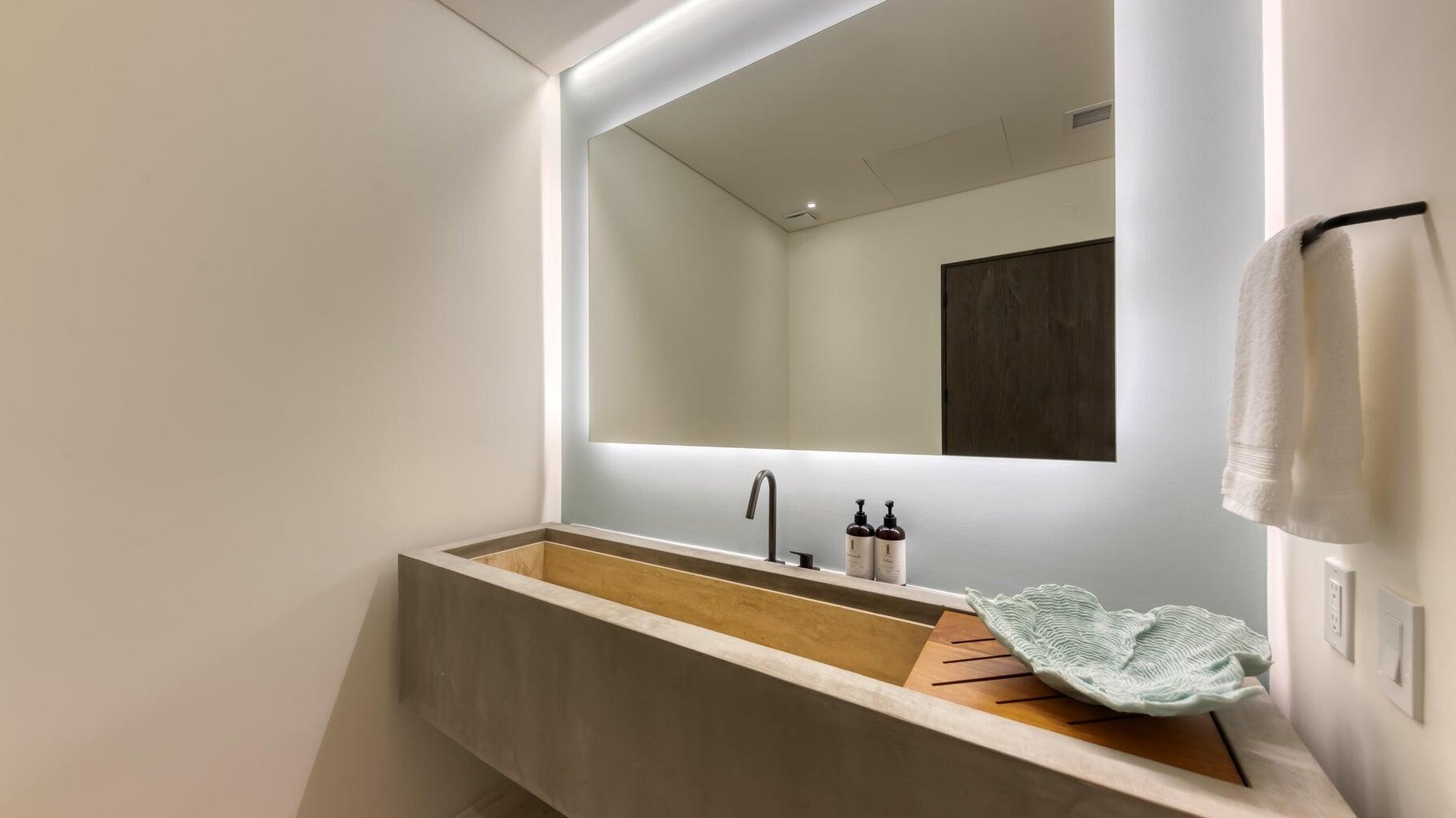 MLS #25-3992 image #24