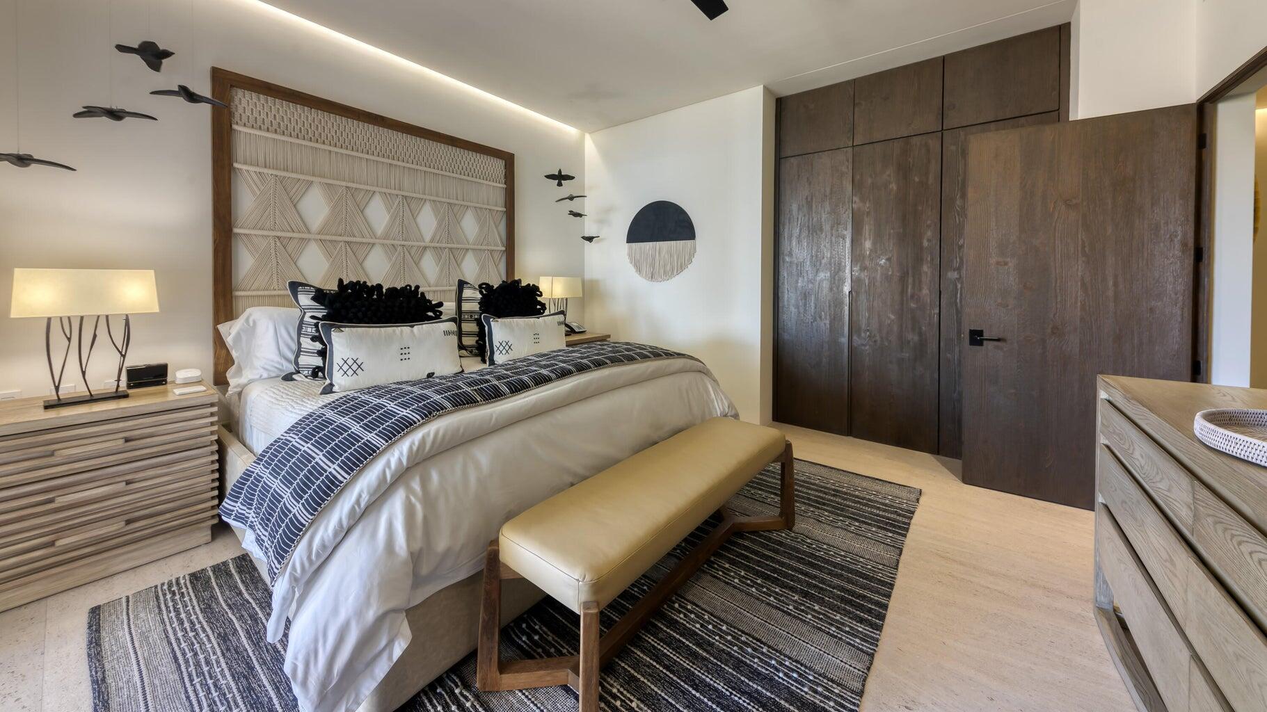 MLS #25-3992 image #28