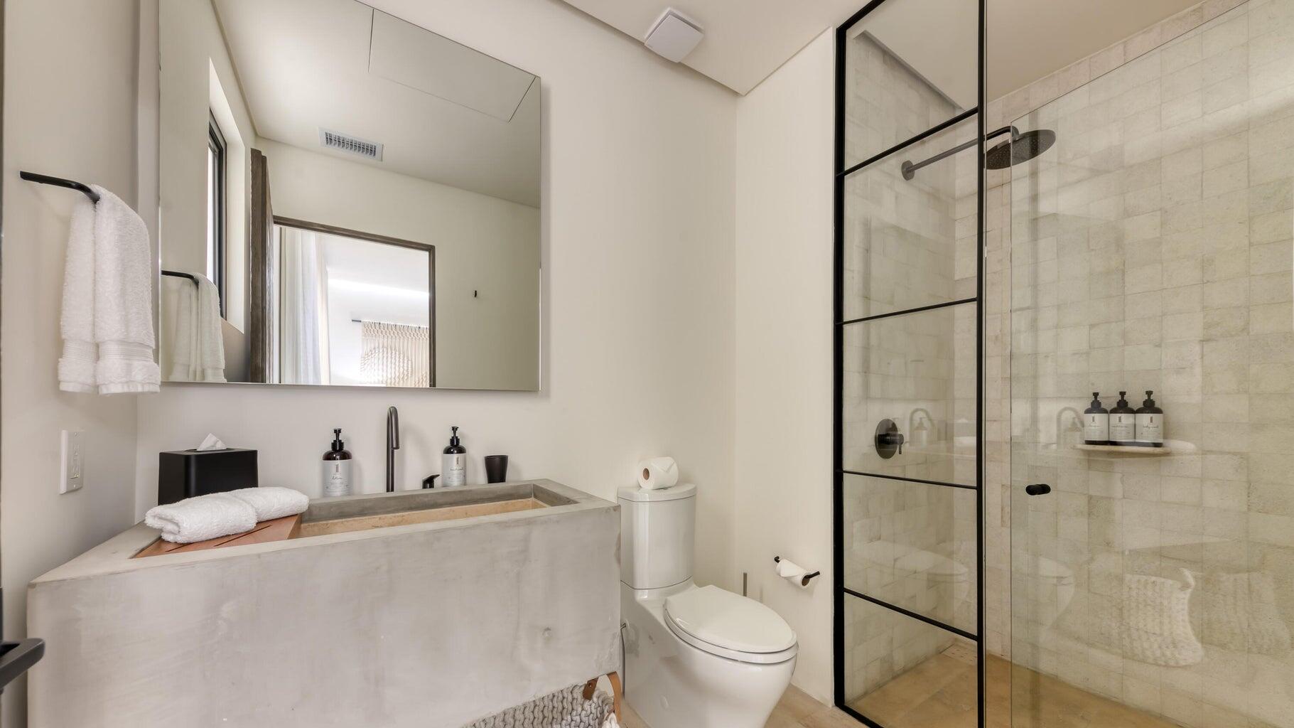 MLS #25-3992 image #33