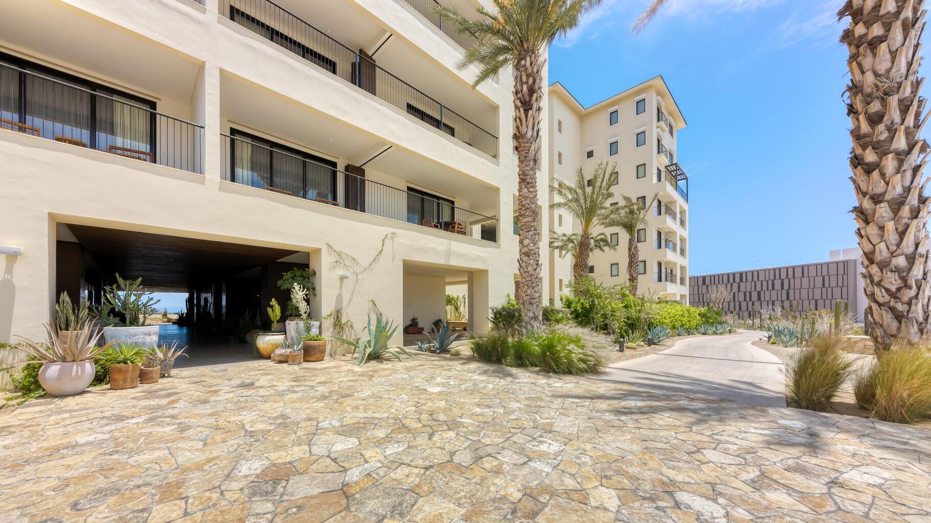 MLS #25-3992 image #46