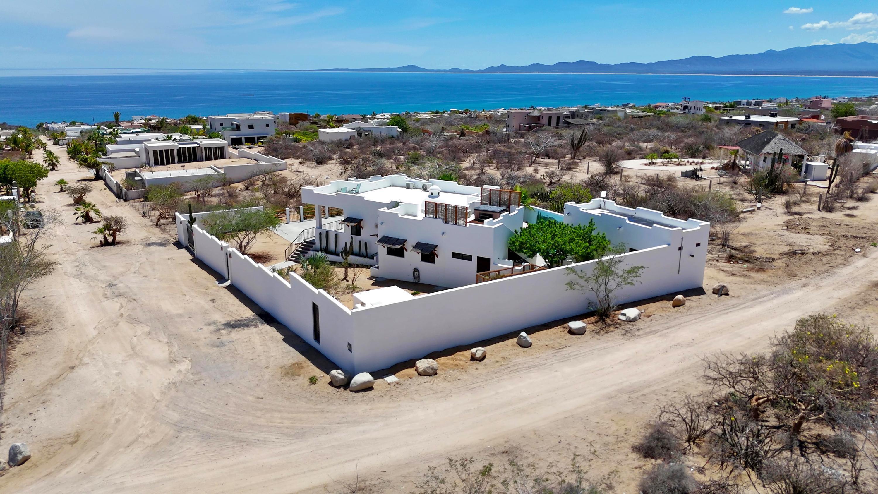 Calle Tiburon Casa Paseo del Sol La Paz BCS MLS #25-4139 38 MLS #25-4139 image #1