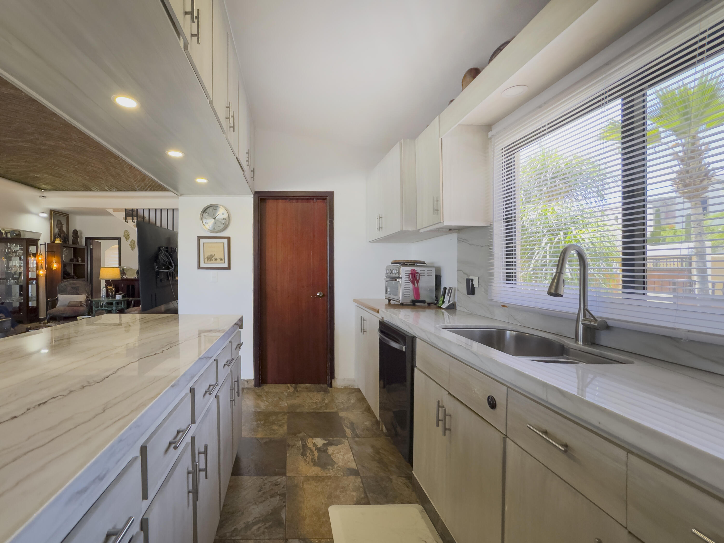 MLS #25-4181 image #18