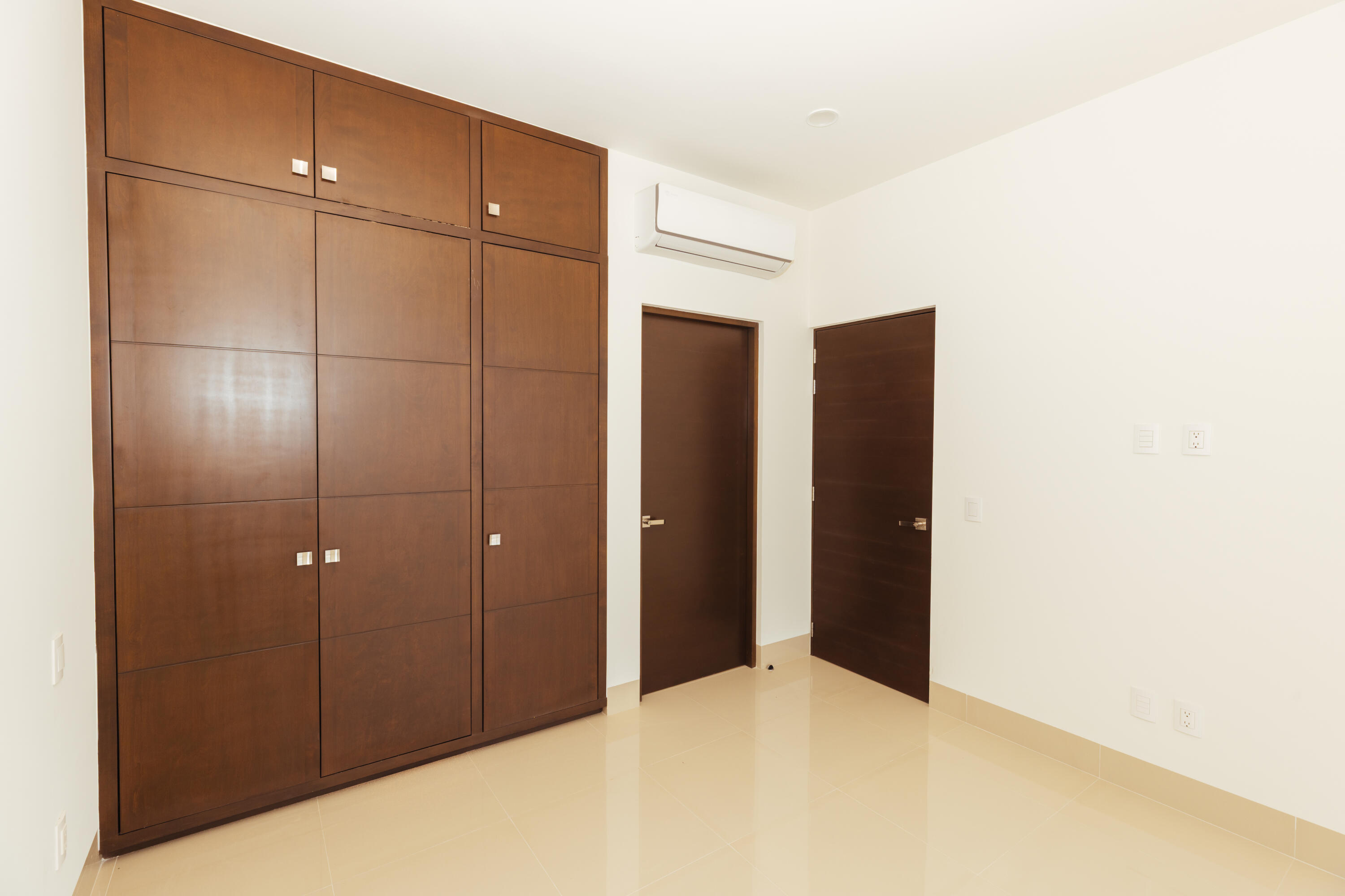 MLS #25-4261 image #11