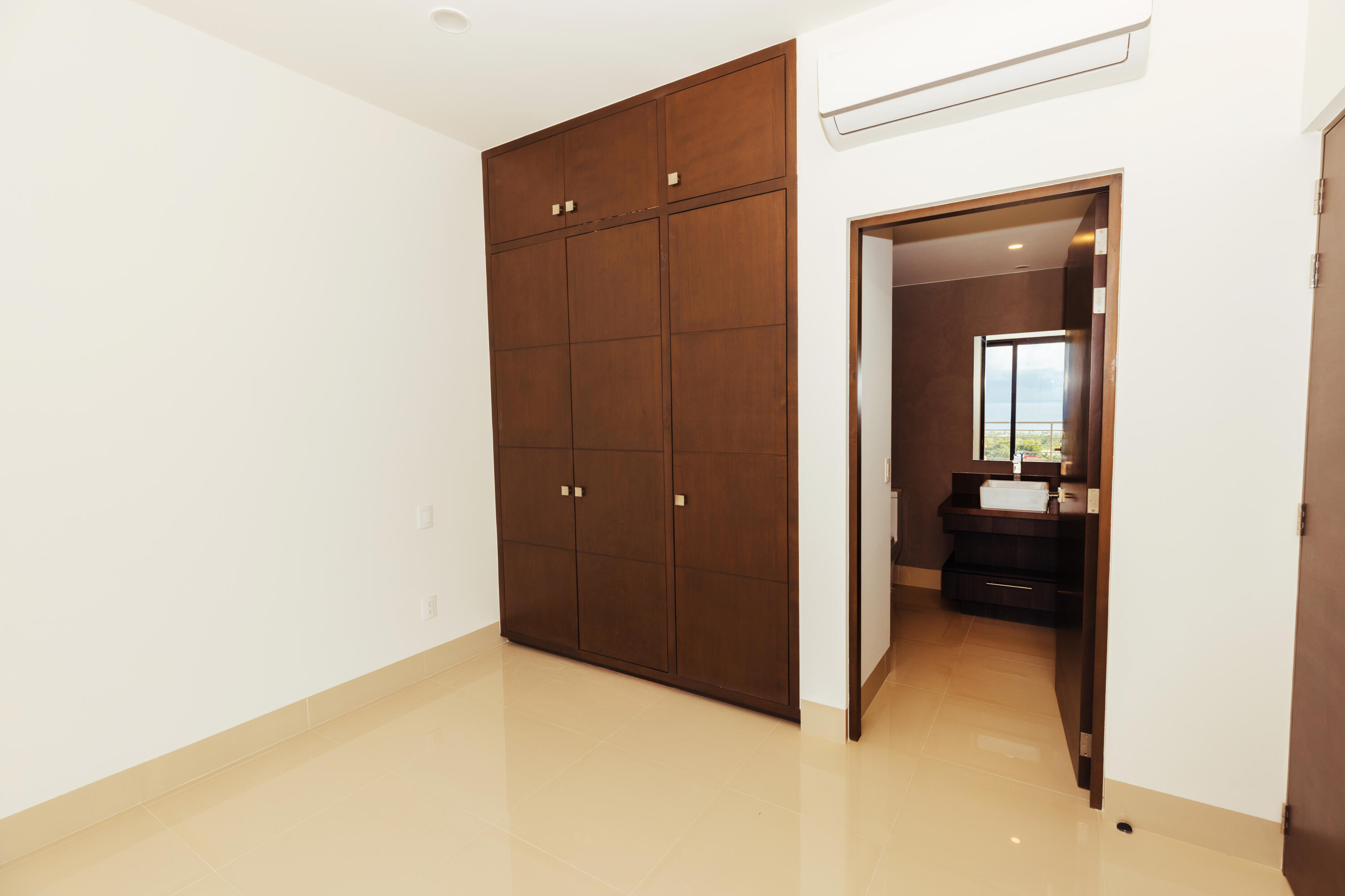 MLS #25-4261 image #12