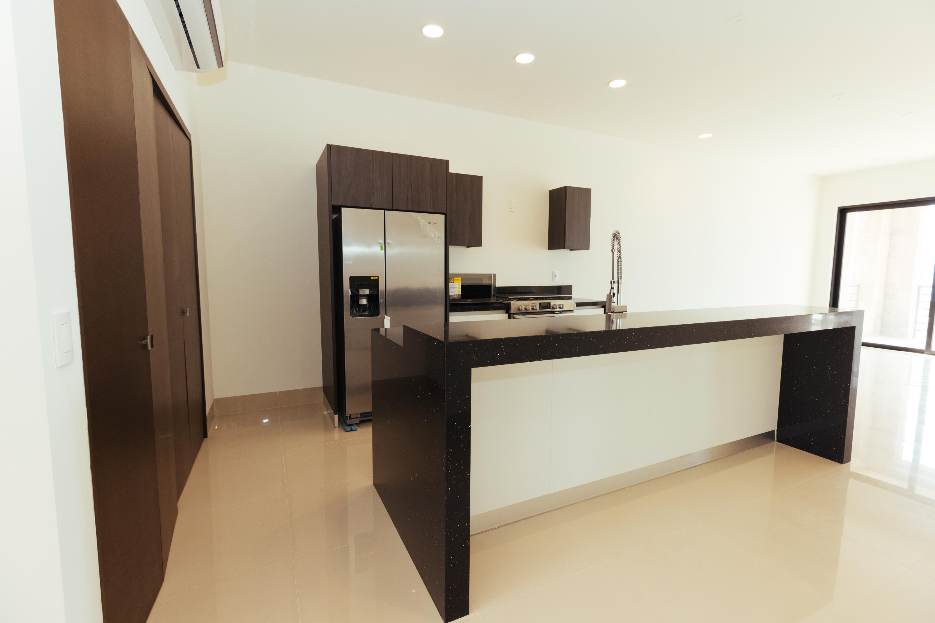 MLS #25-4261 image #2