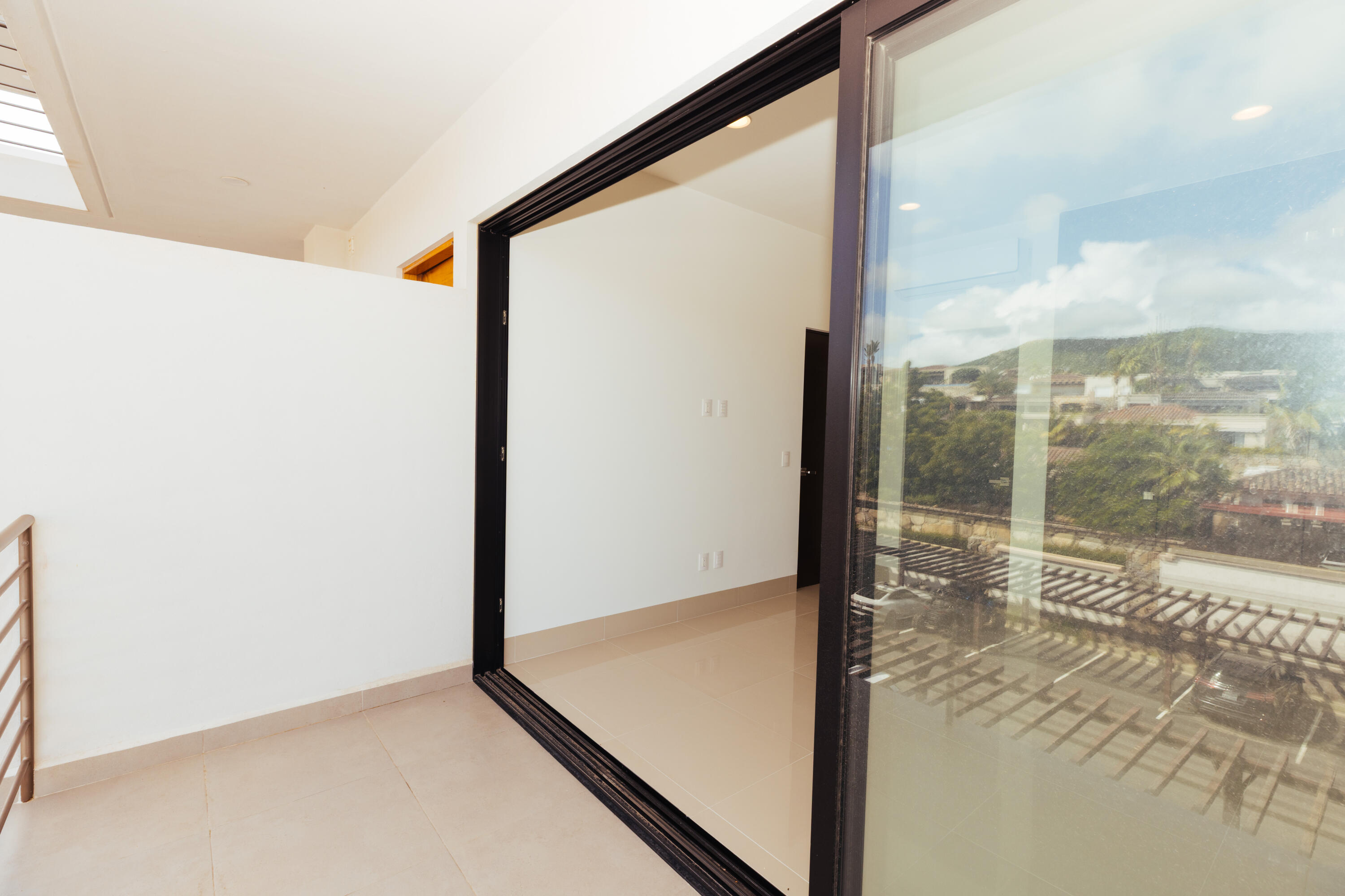 MLS #25-4261 image #33