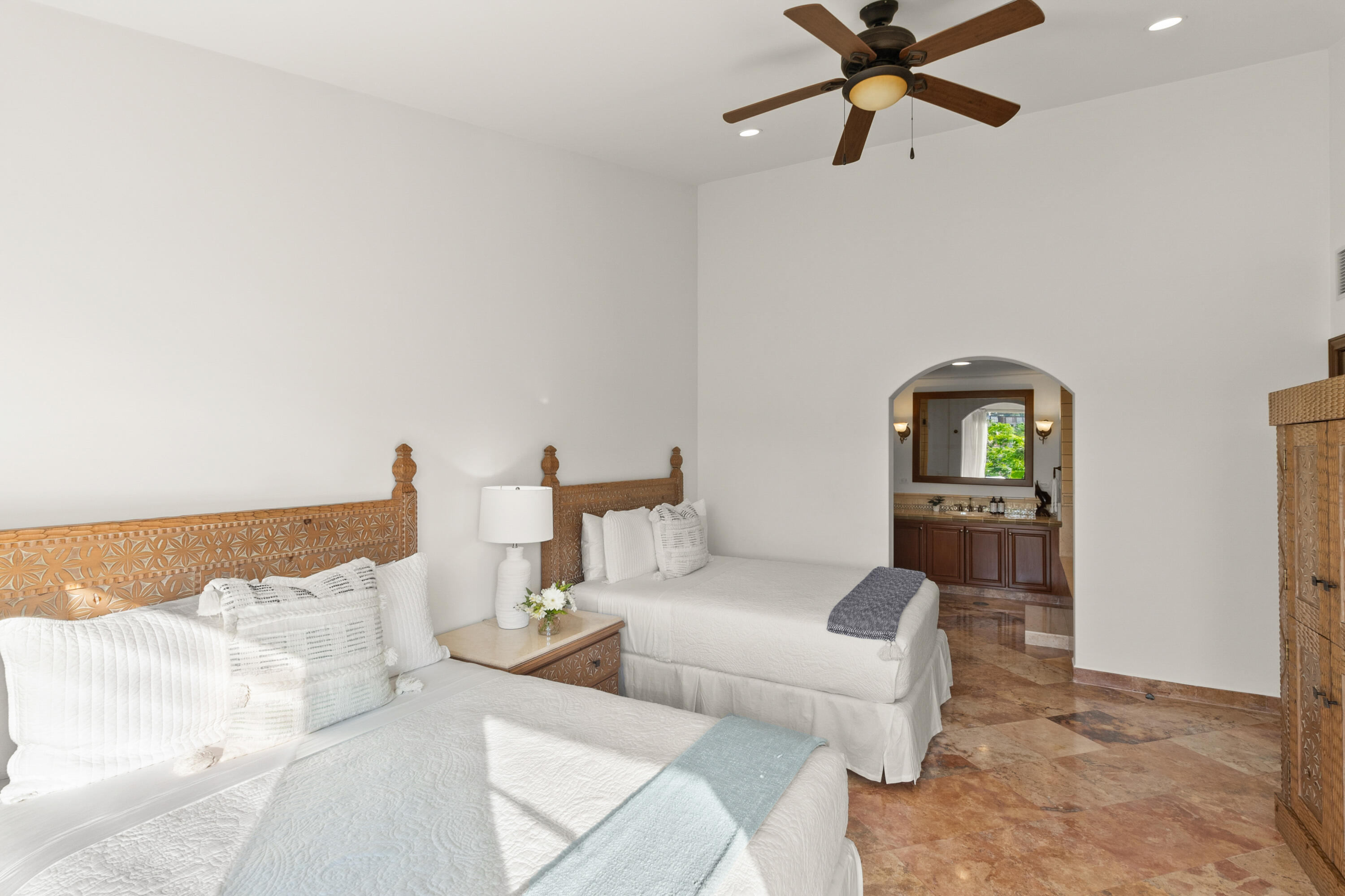 MLS #25-4446 image #26