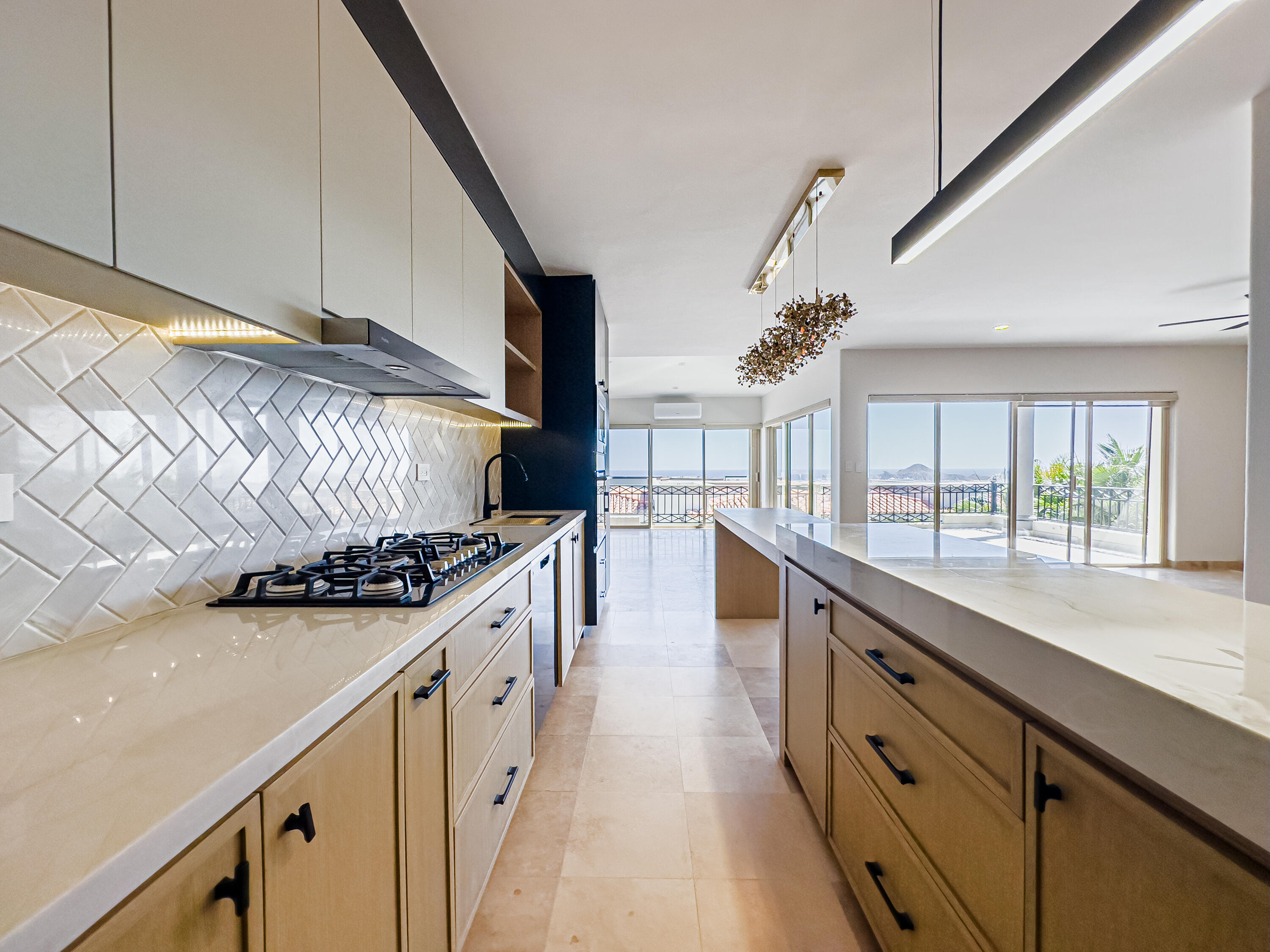 MLS #25-465 image #2