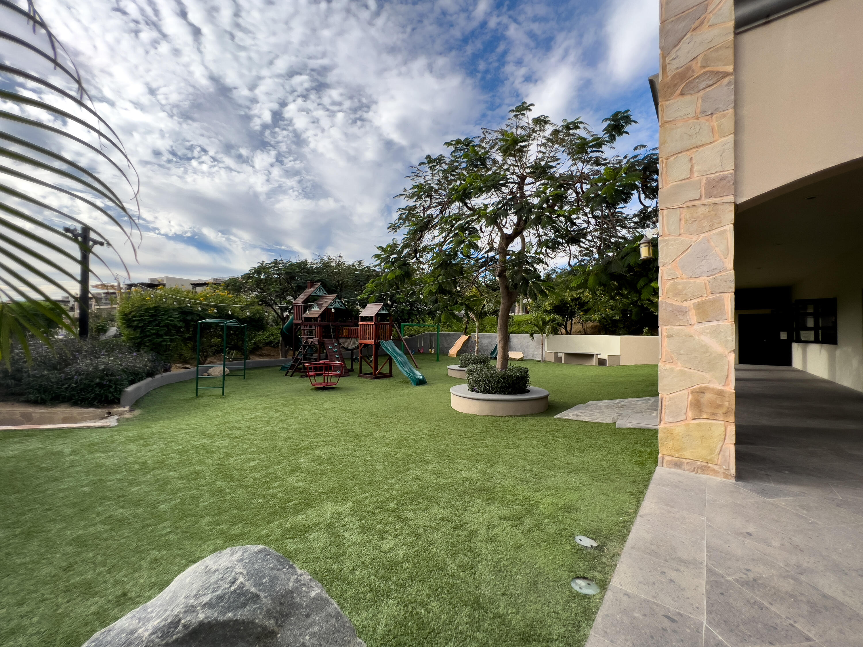 MLS #25-465 image #25