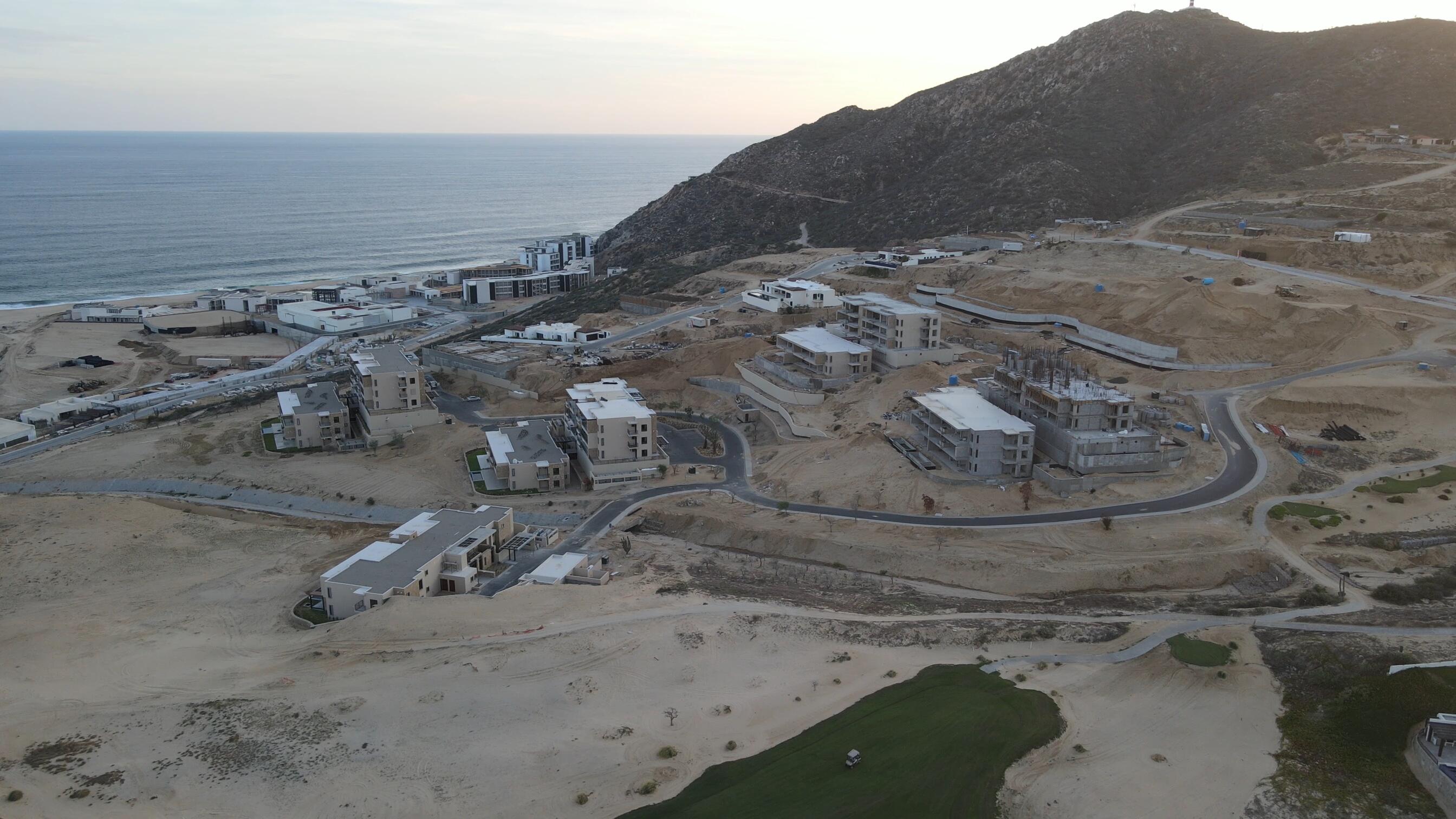 GROUND FLOOR QUIVIRA ALVAR 4 BD Pacific BCS MLS #25-469 44 MLS #25-469 image #3