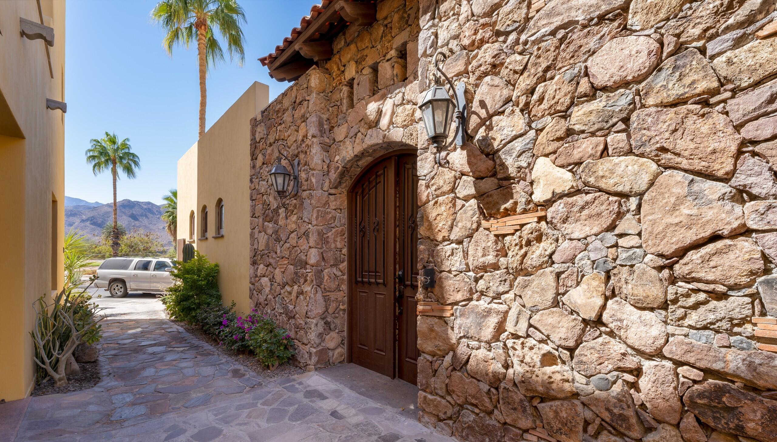 MLS #25-4475 image #2