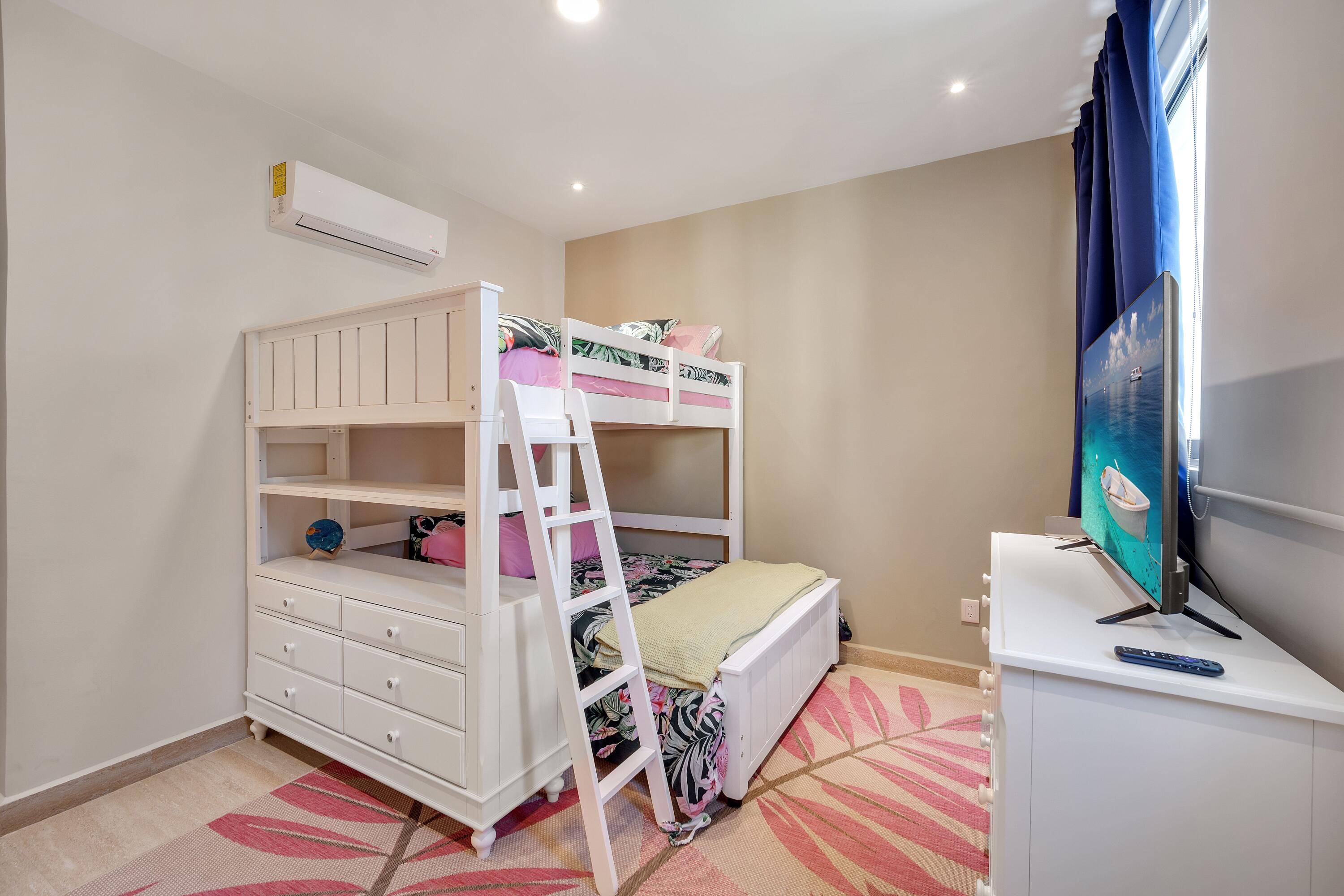 MLS #25-485 image #24