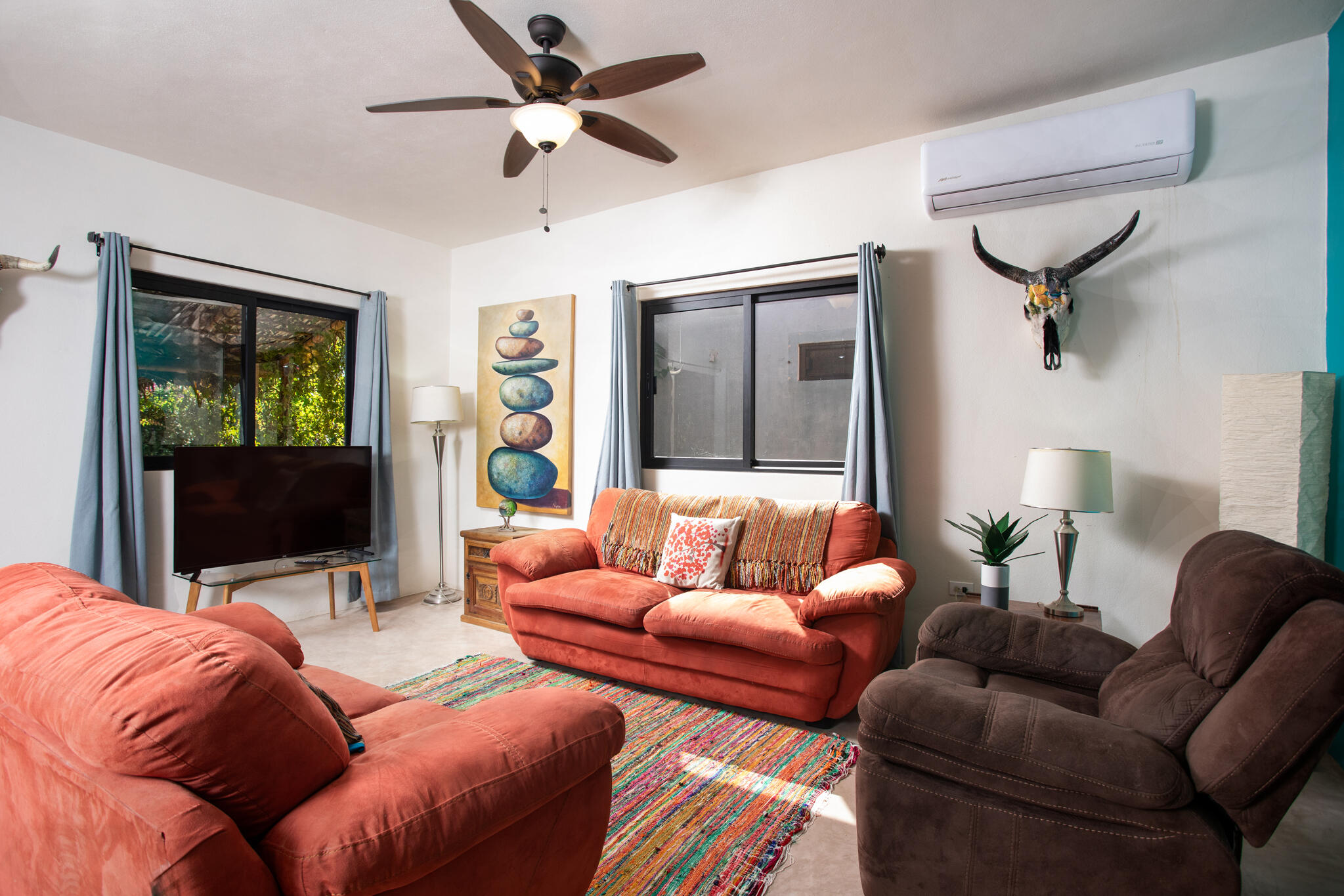 MLS #25-4917 image #1