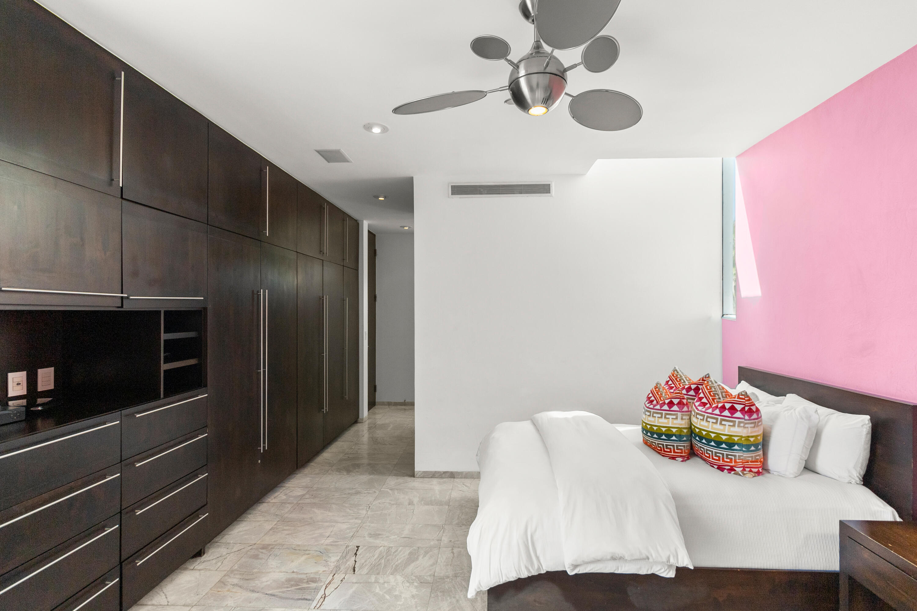 MLS #25-4935 image #10