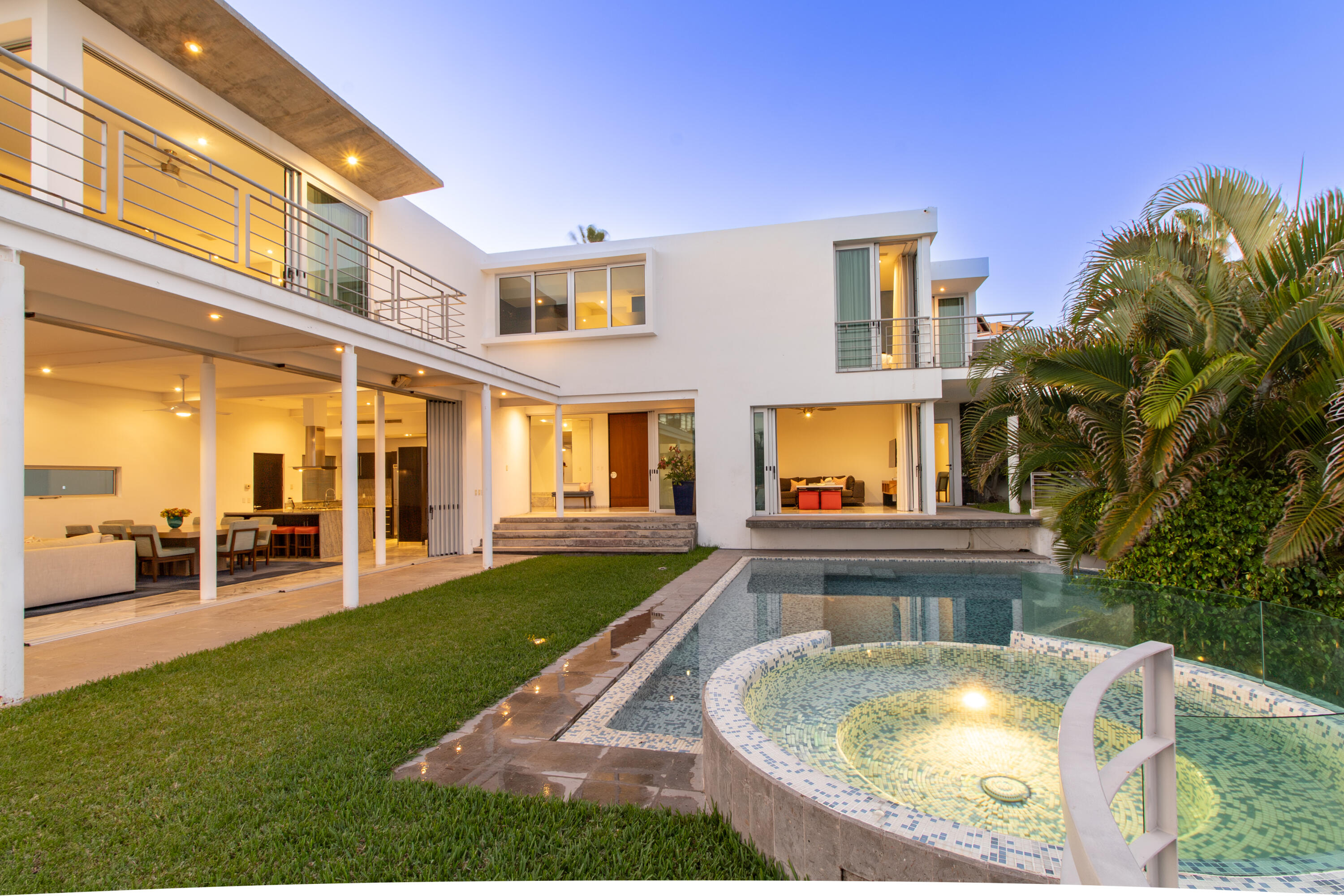 MLS #25-4935 image #2