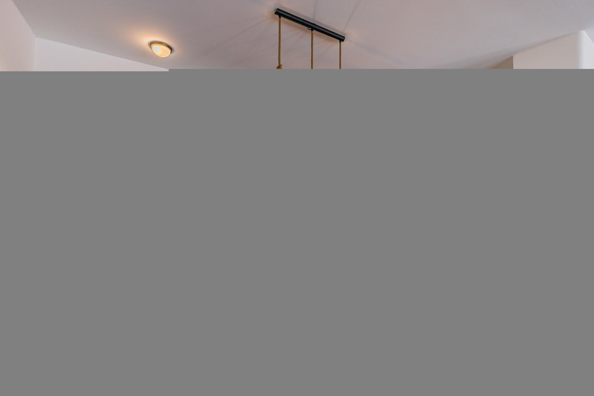 MLS #25-4989 image #13