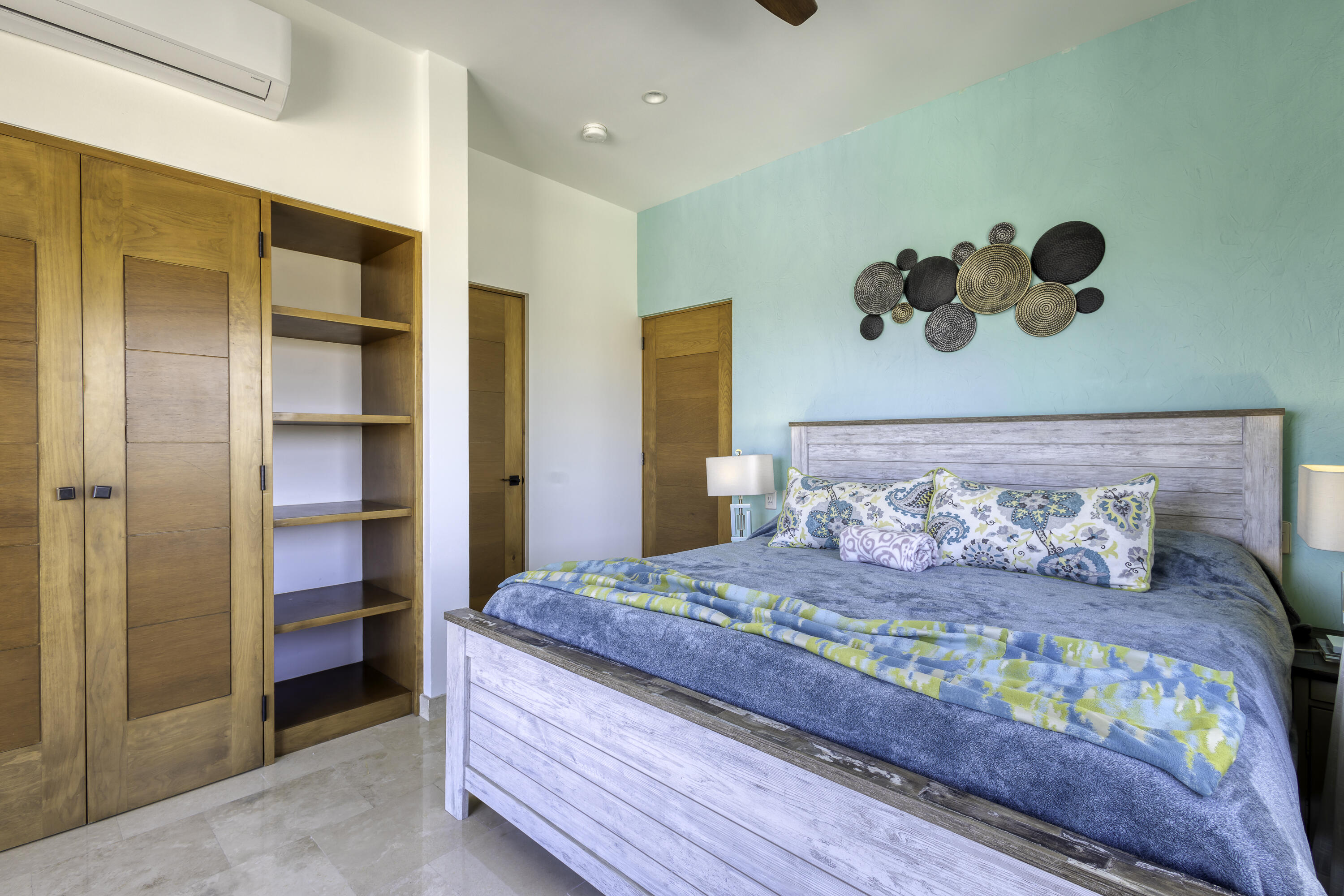 MLS #25-523 image #23