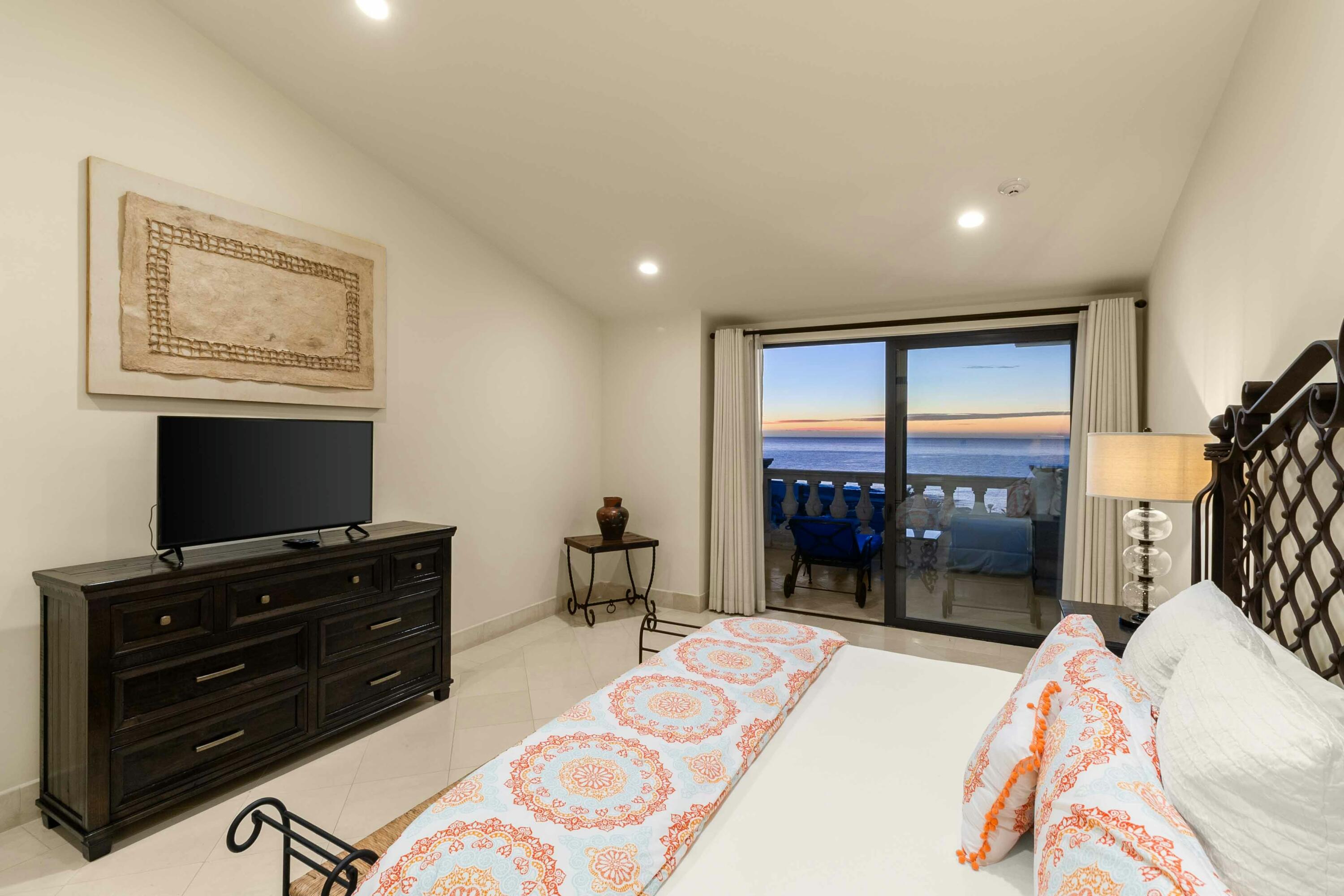 MLS #25-526 image #11