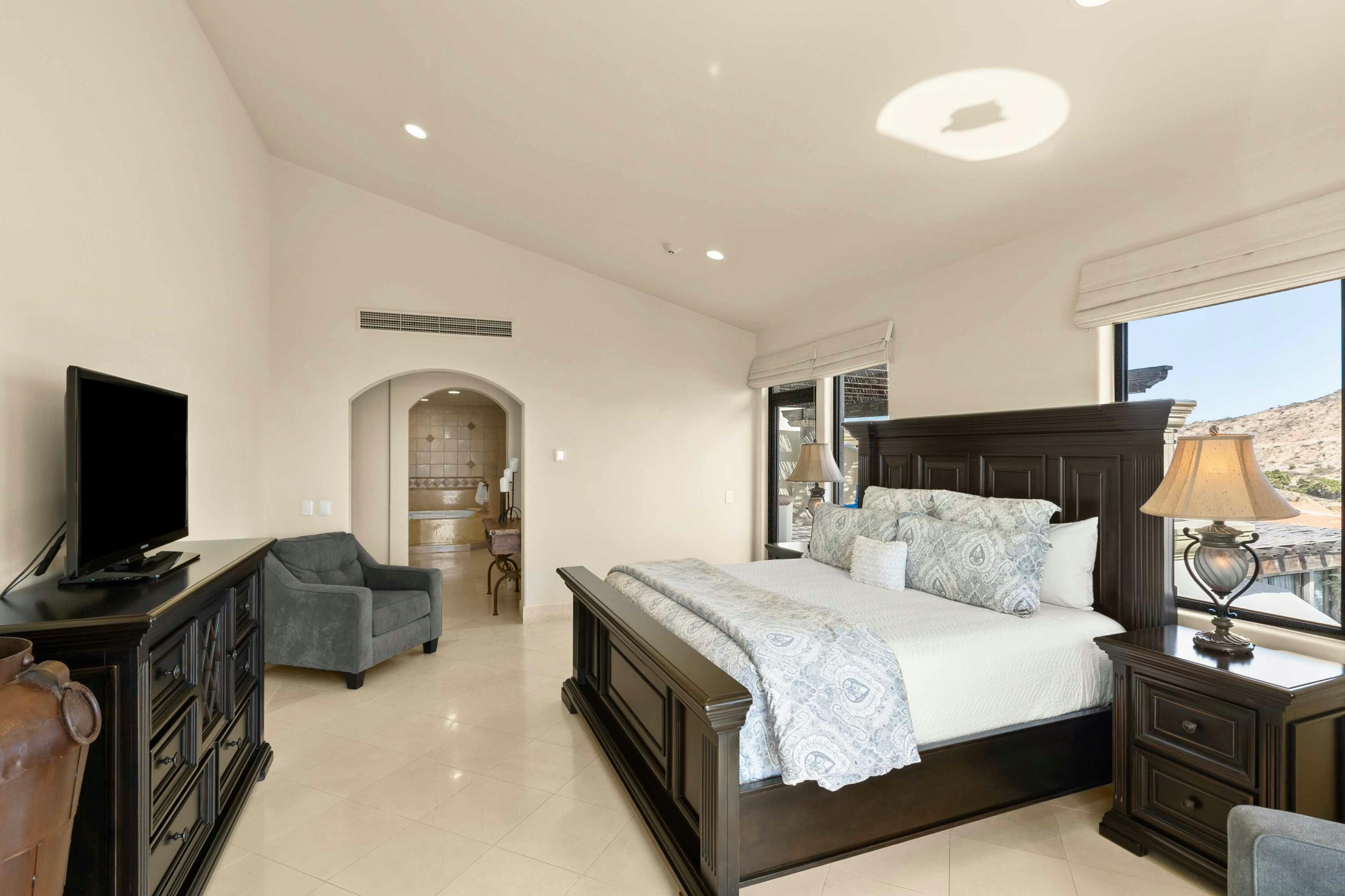 MLS #25-526 image #33