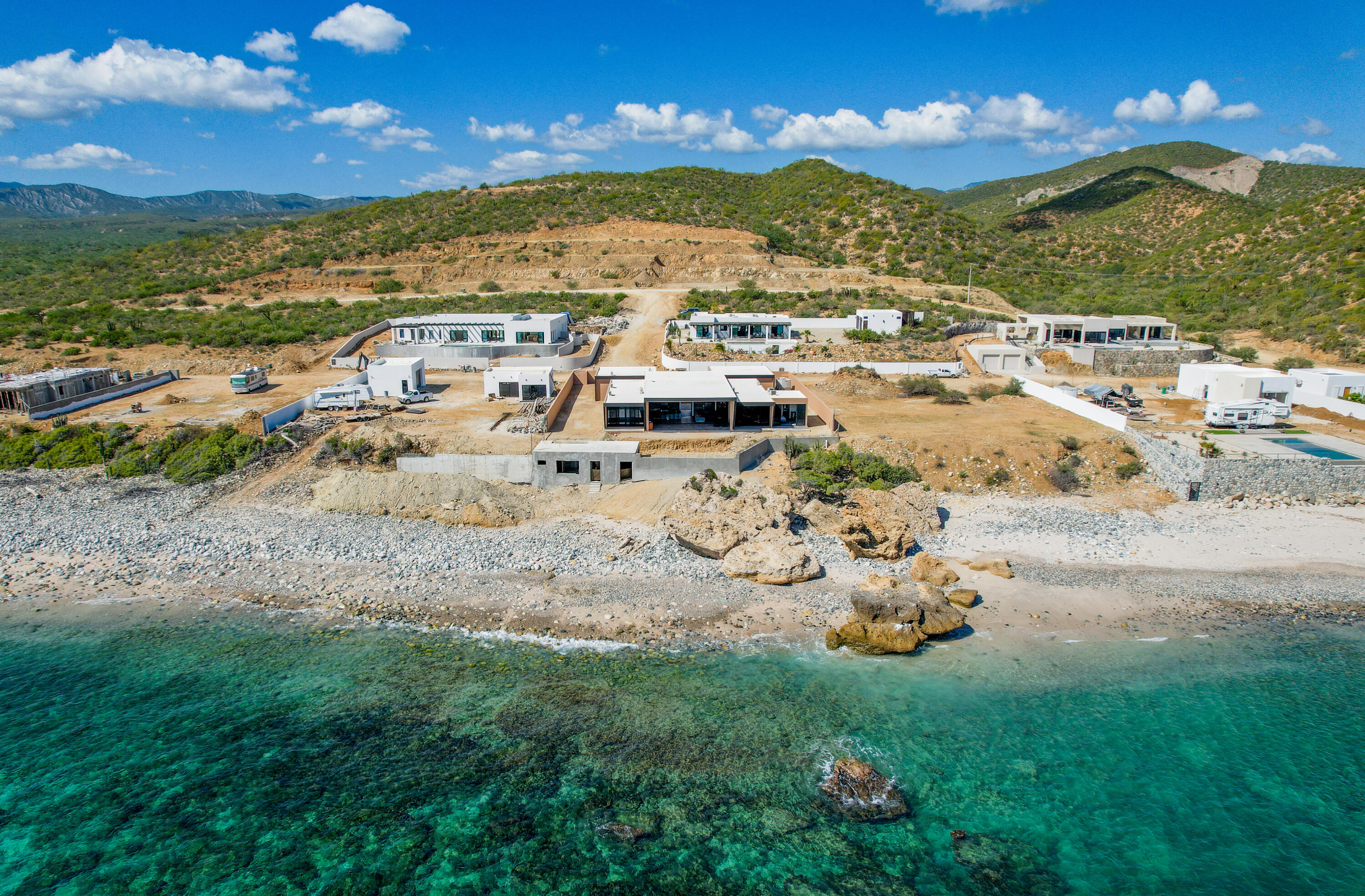 MLS #25-5372 image #1