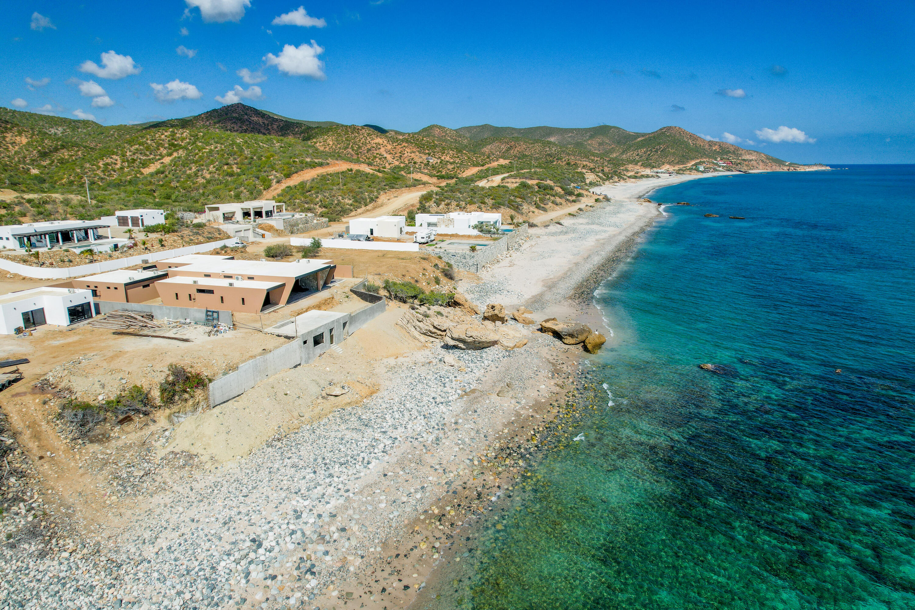 MLS #25-5372 image #2