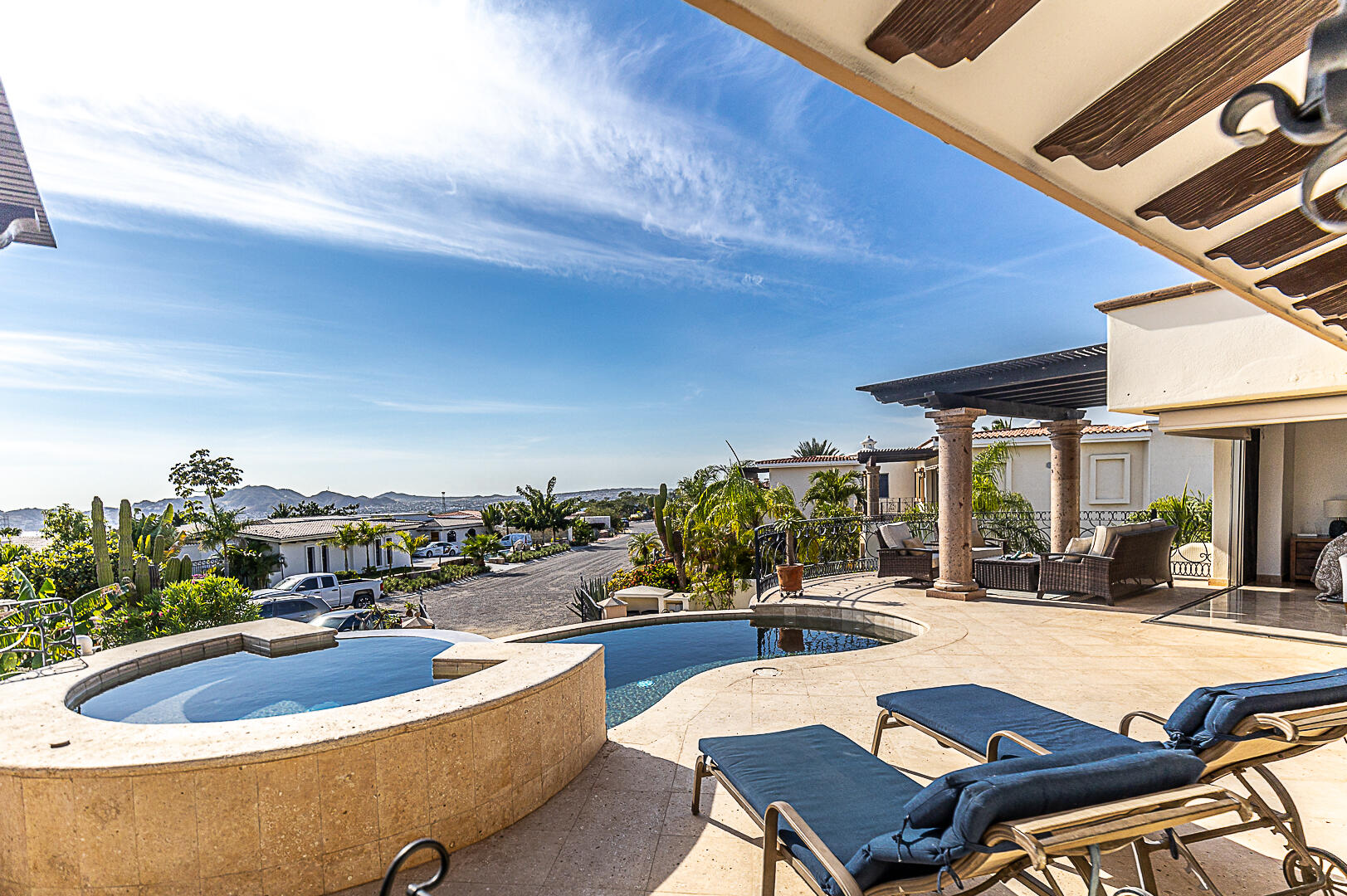 MLS #25-5474 image #1