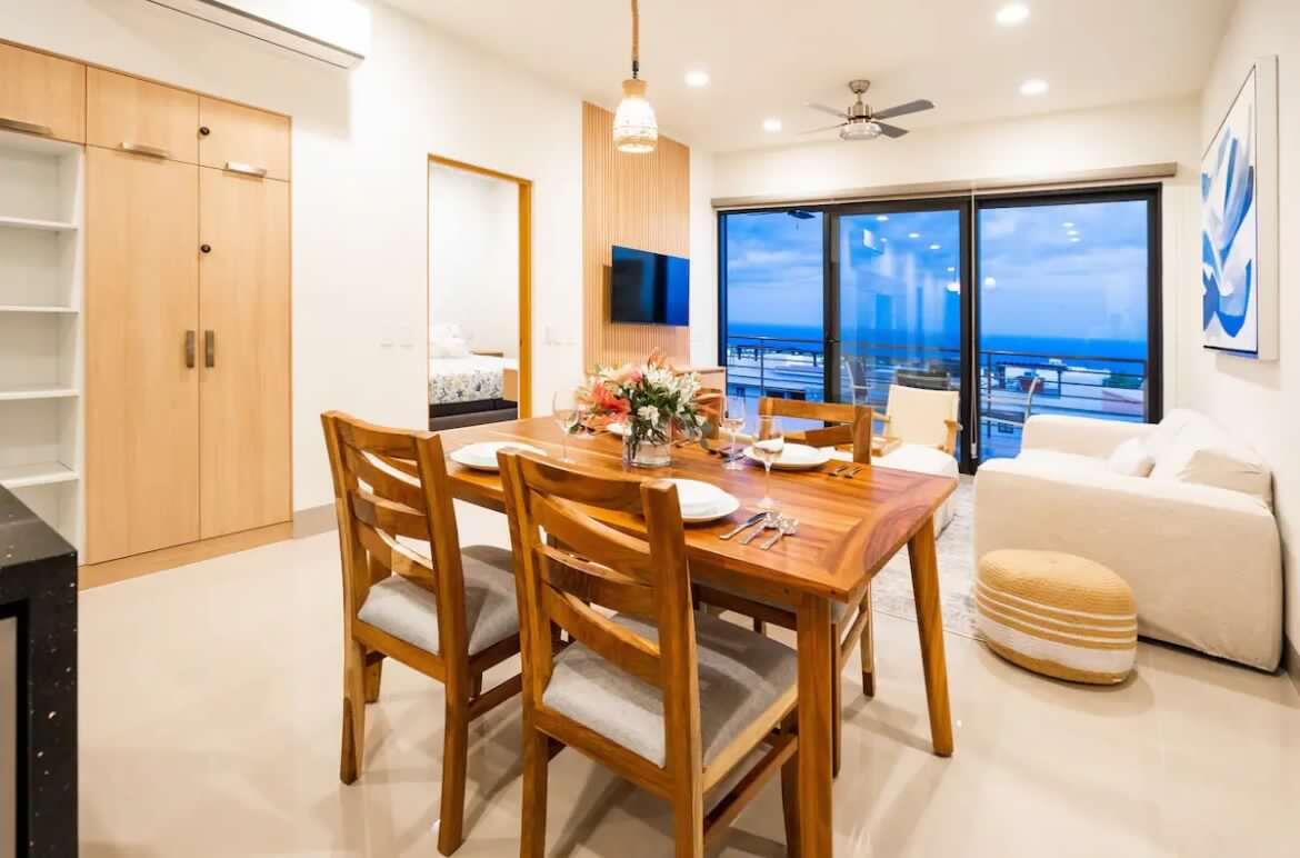 MLS #25-5555 image #1