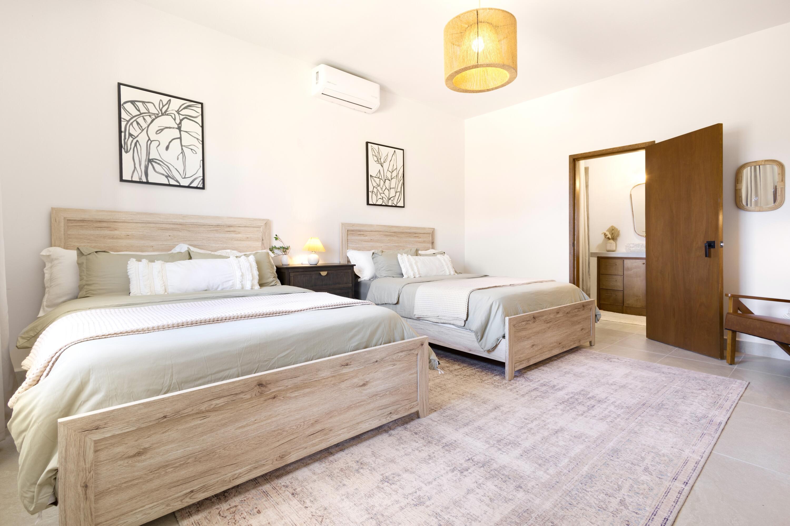 MLS #25-5592 image #22