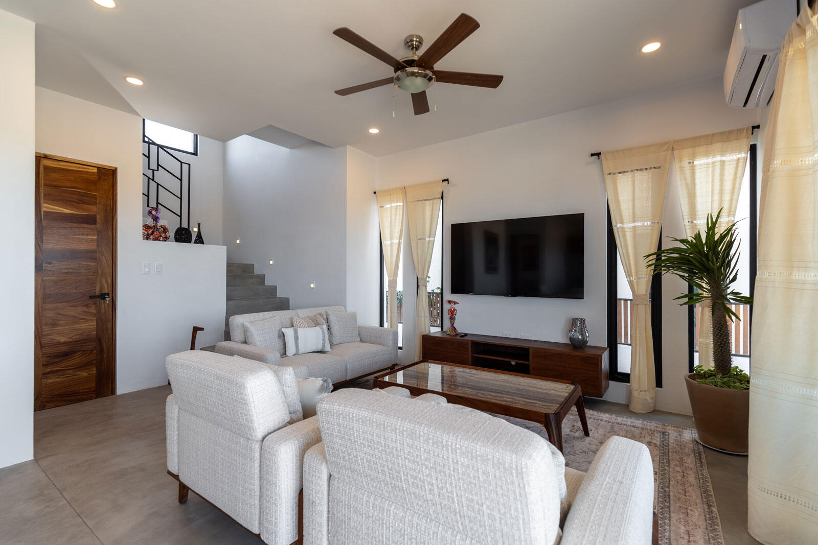 MLS #23-3999 image #11